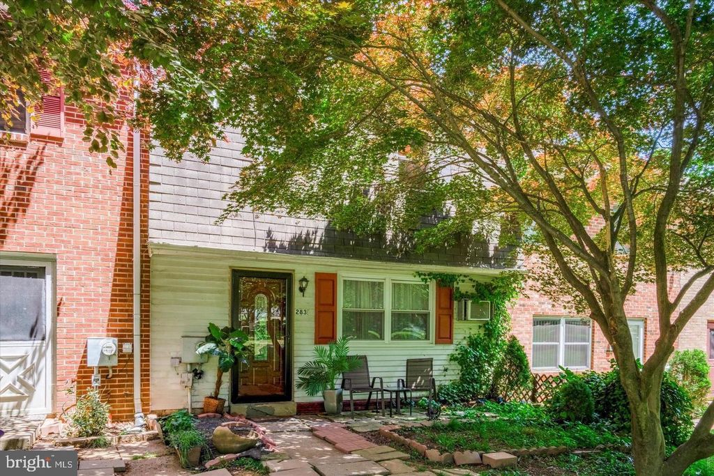 Photo of 283 Cardigan Terrace, WEST CHESTER, PA 19380 (MLS # PACT2114616)