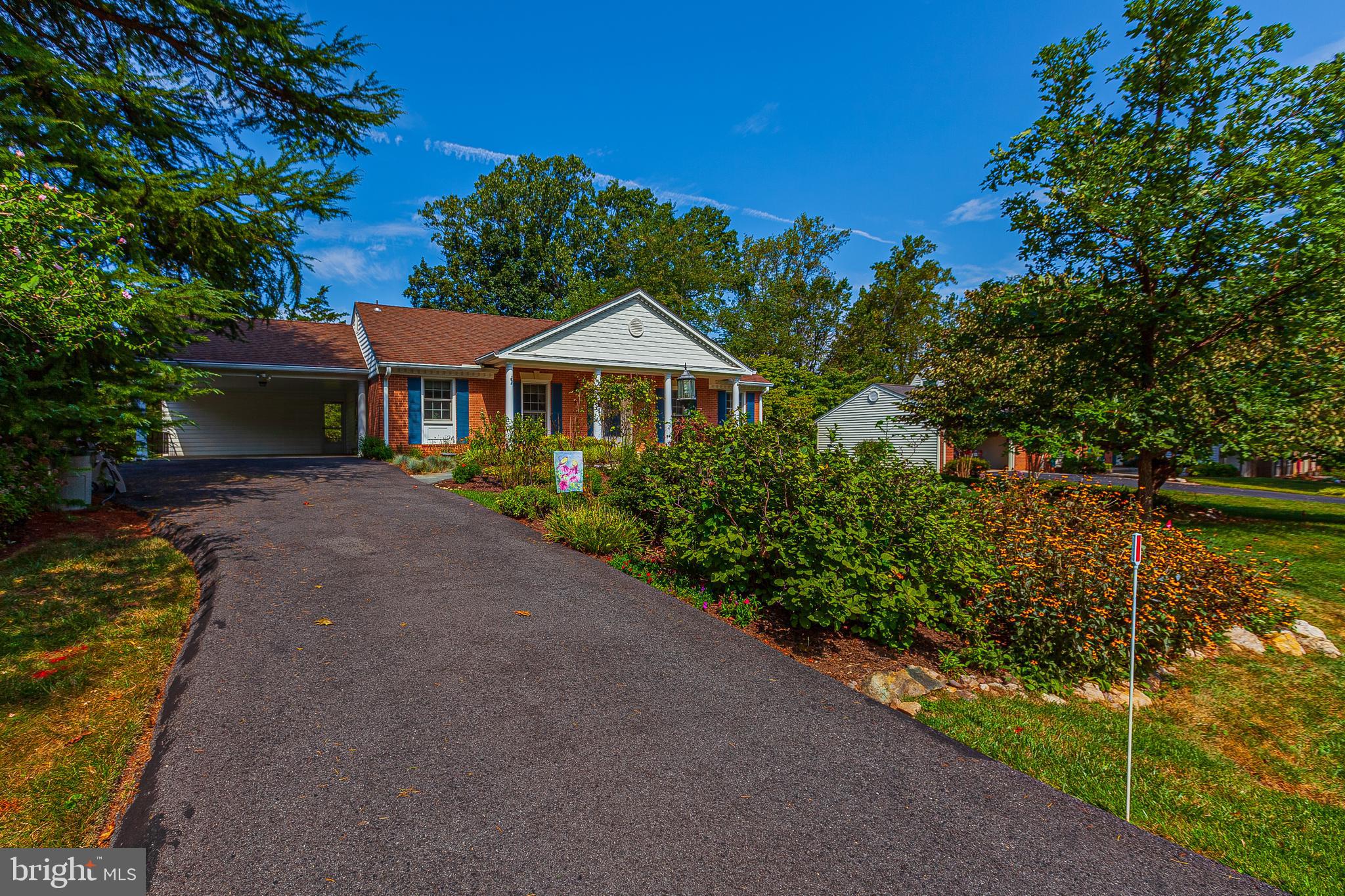 FLOWER VALLEY - Residential