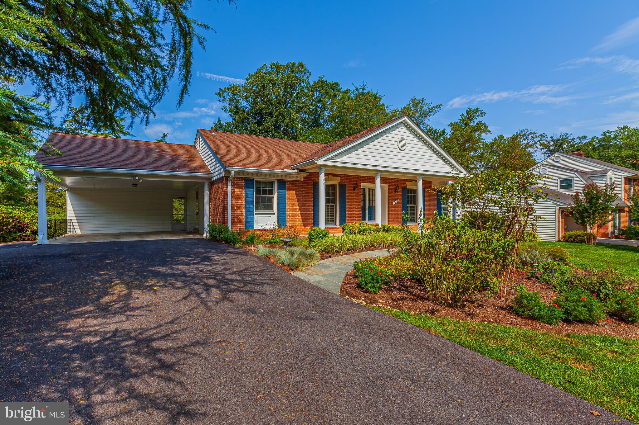 FLOWER VALLEY - Residential