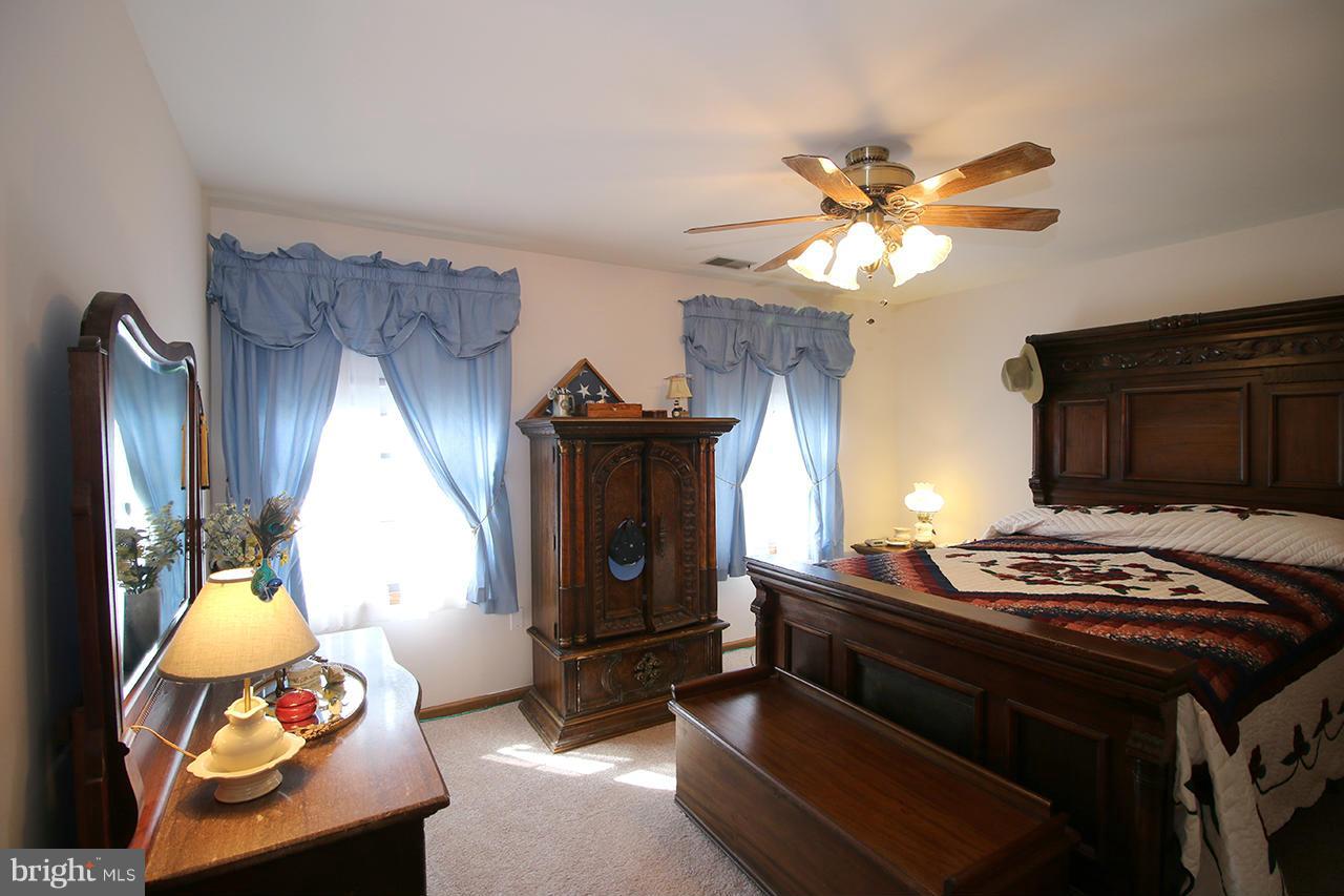 CEDAR COVE - Residential