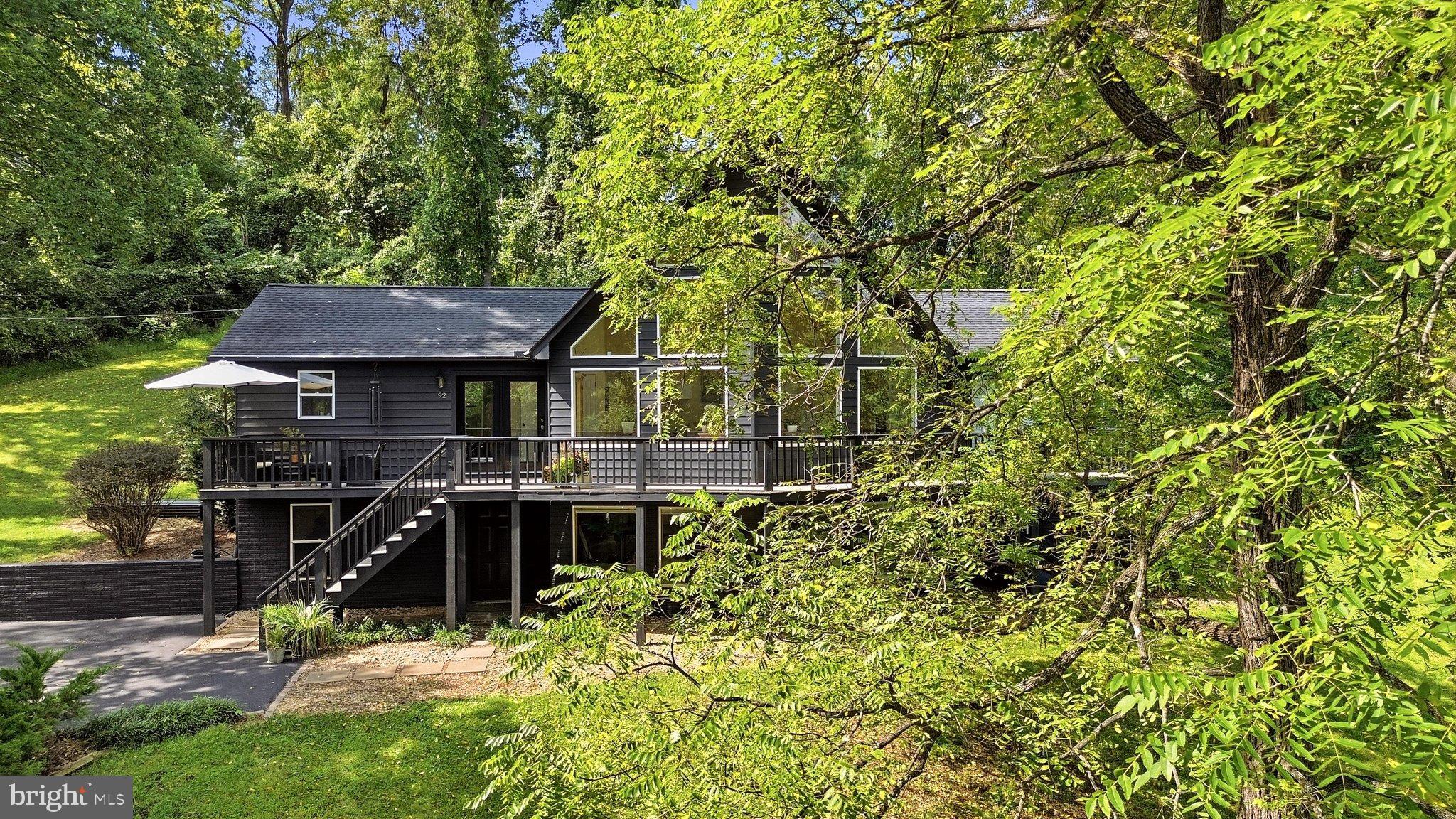 92 HIGH KNOB ROAD