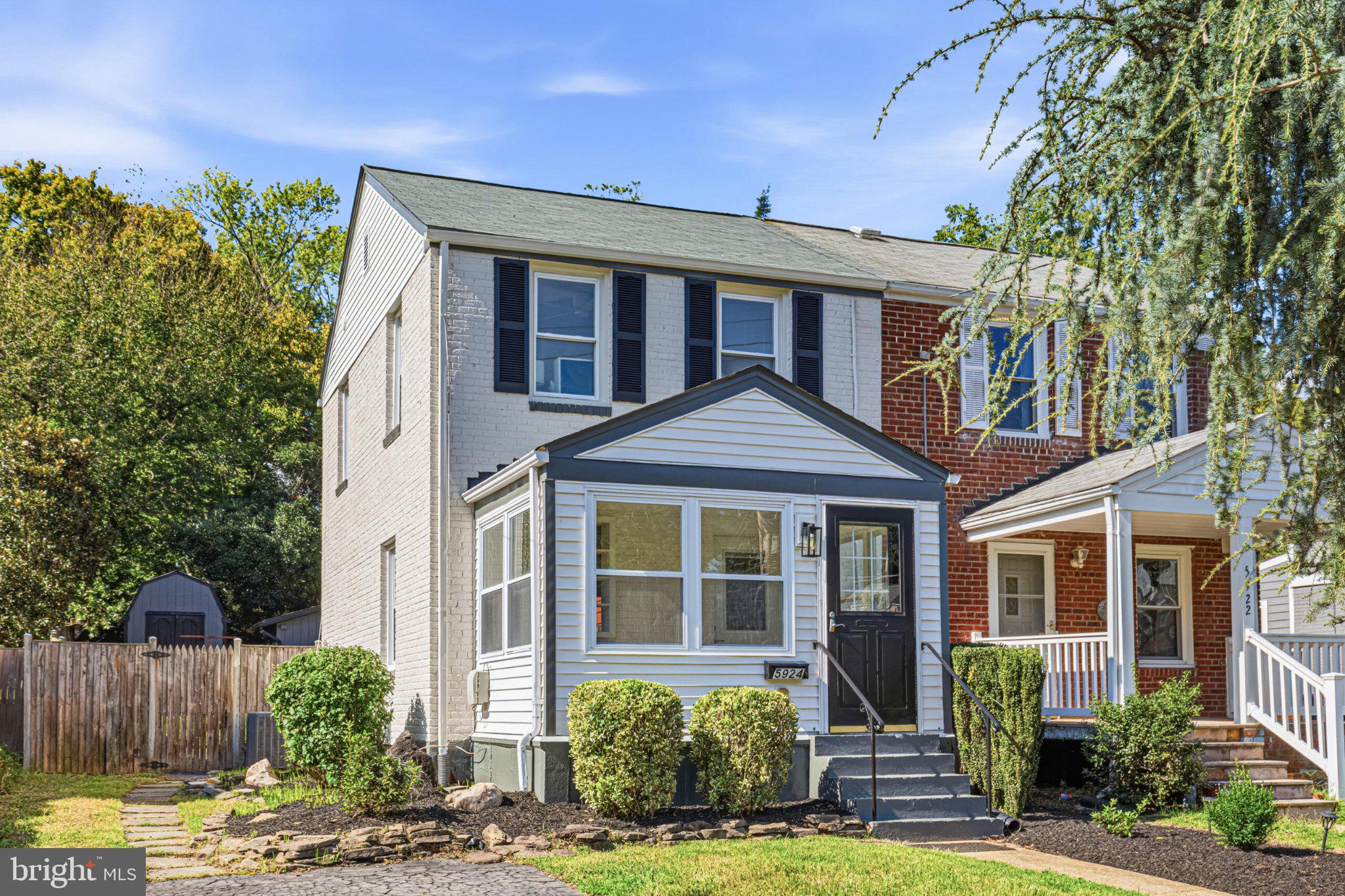 5924 EDGEHILL COURT