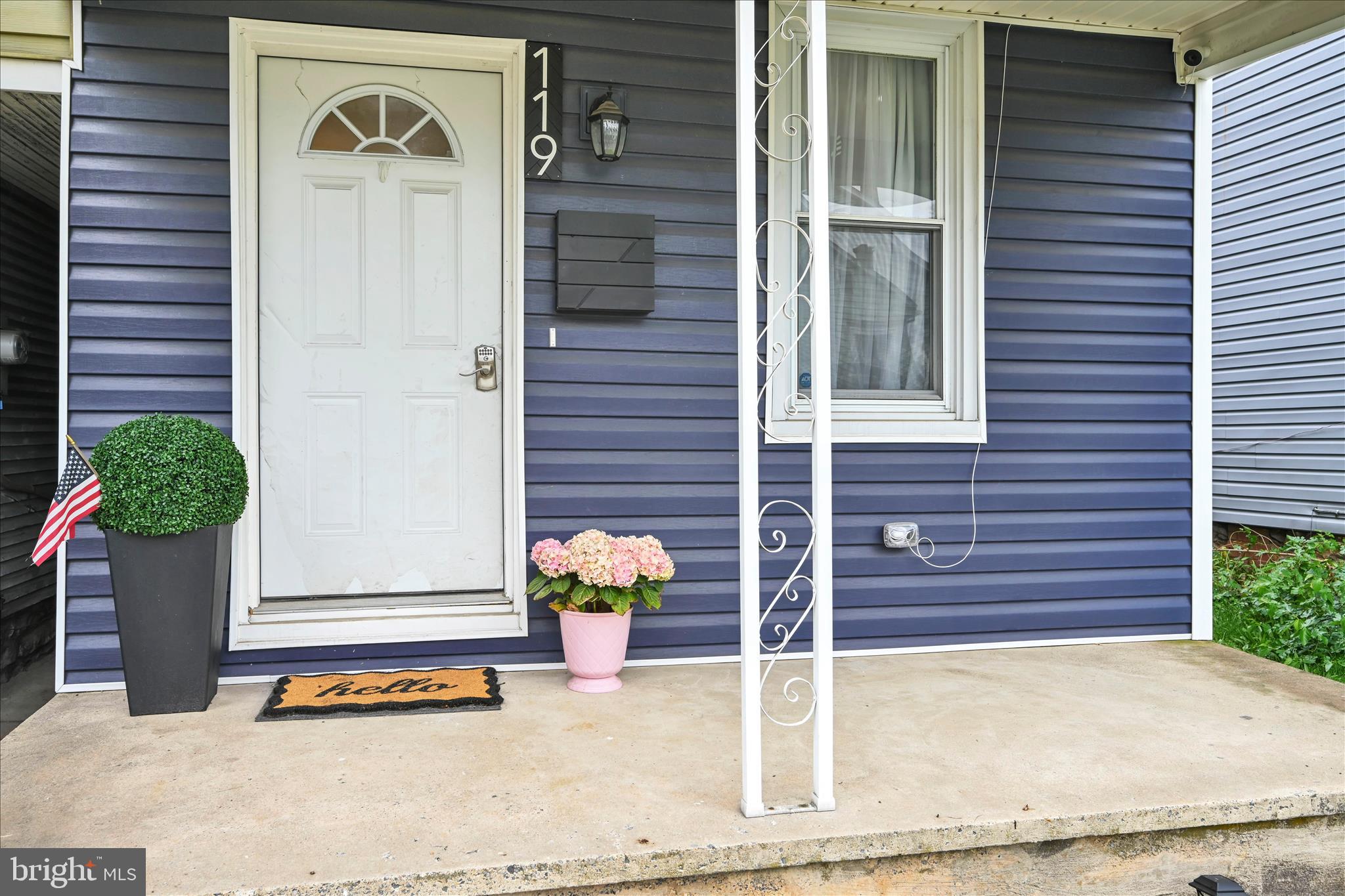 8TH WARD - Residential
