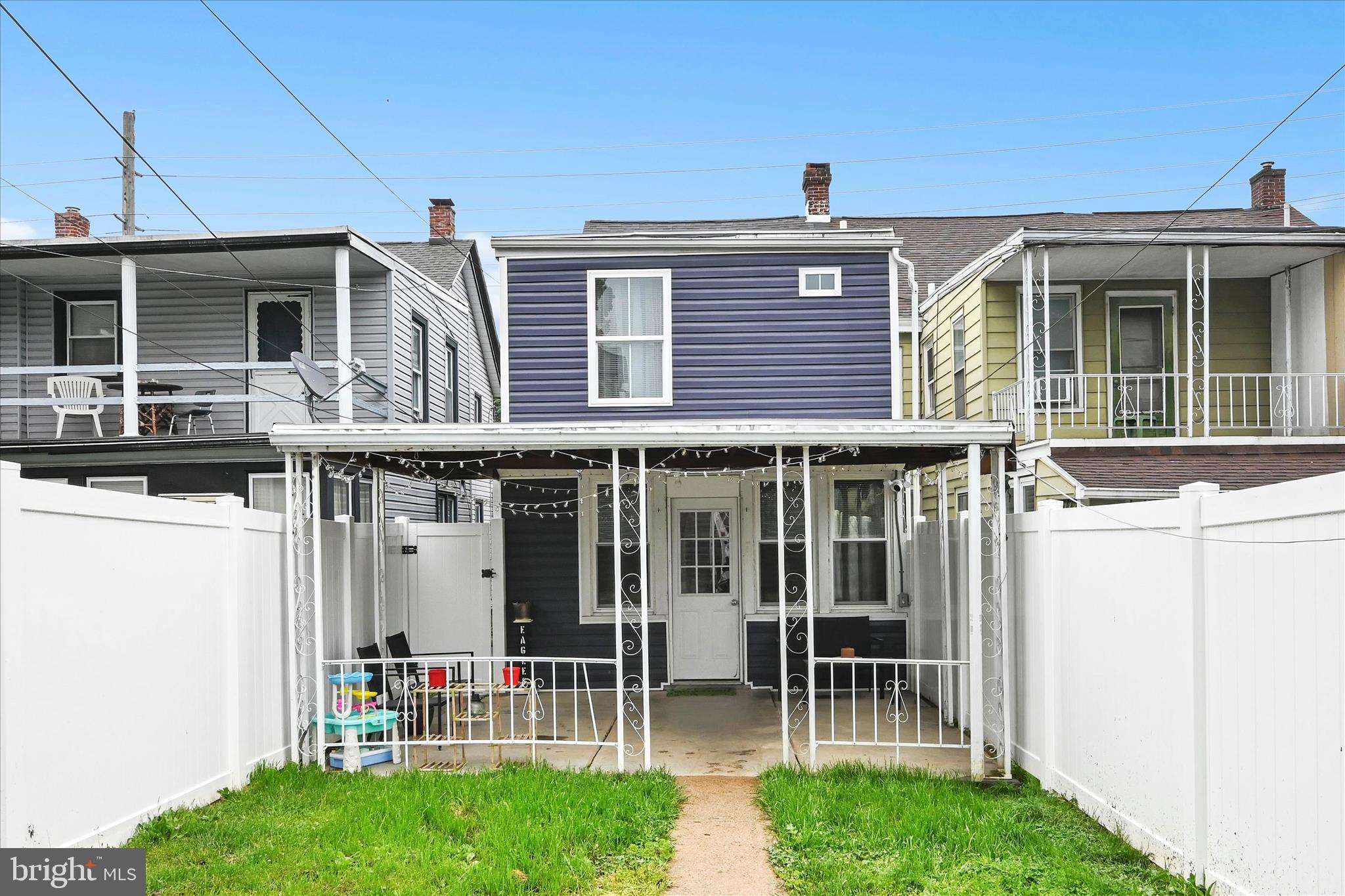 8TH WARD - Residential