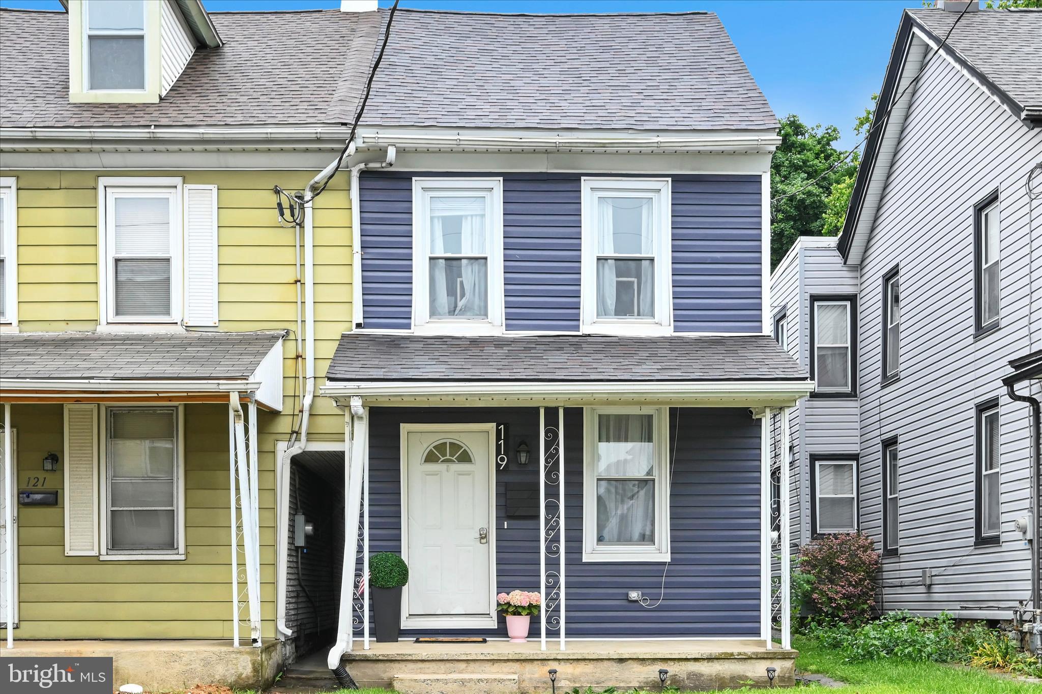 8TH WARD - Residential