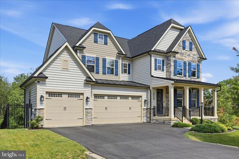 Homes For Sale - 7116 Starmount Court<br/> NEW MARKET, MD 21774