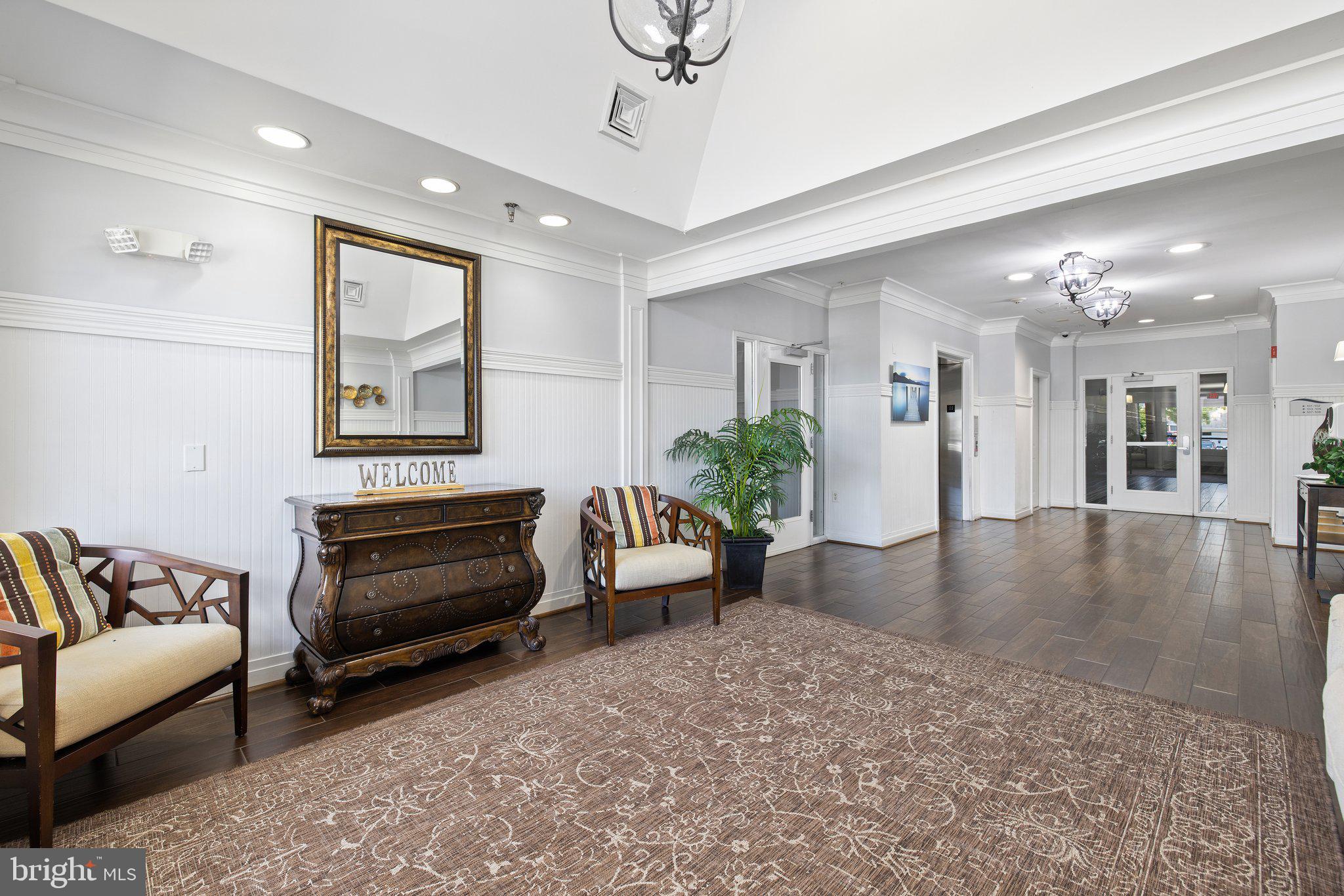 POTOMAC POINTE CONDOMINI - Residential