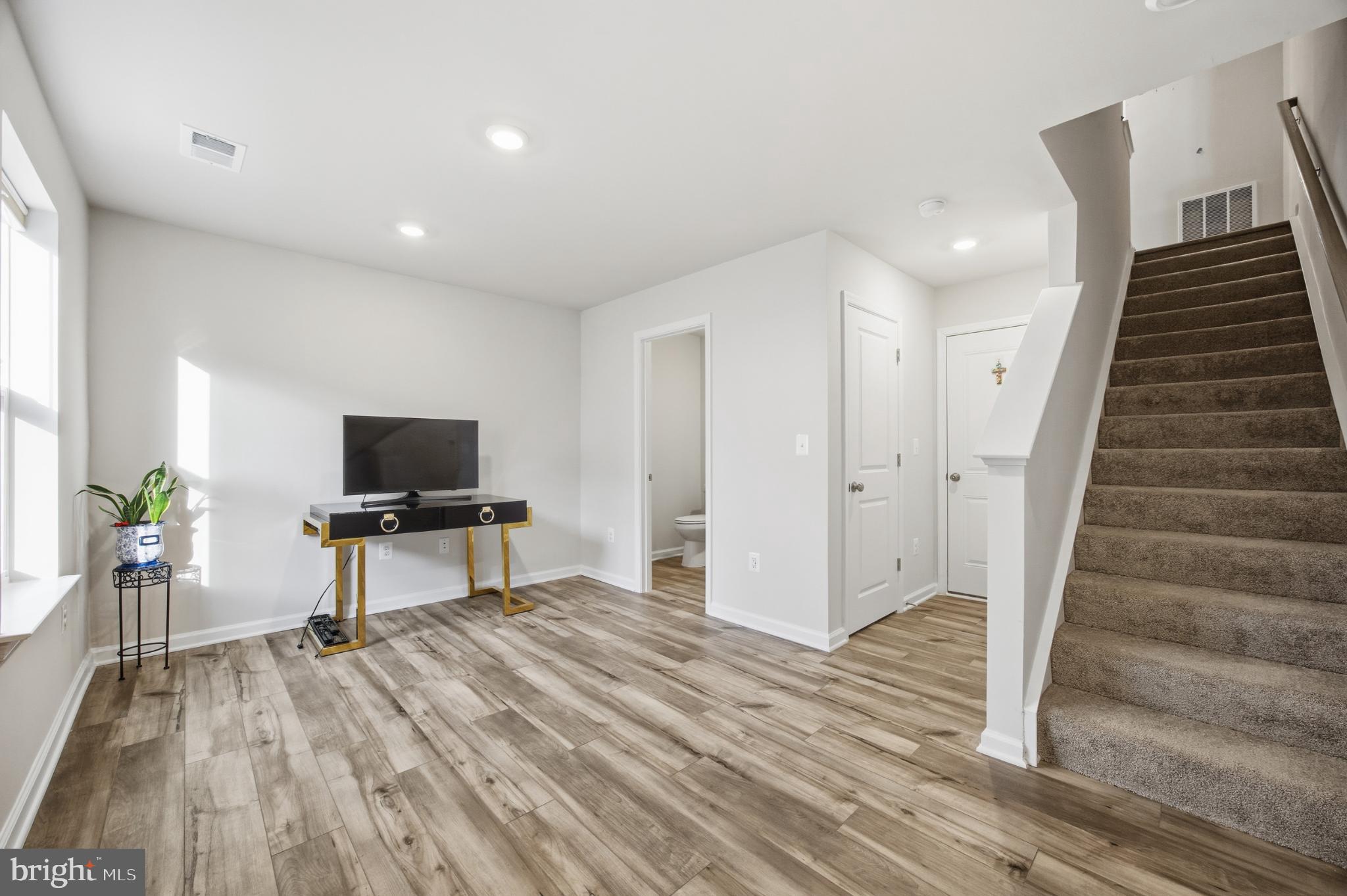 SHENANDOAH SPRINGS - Residential Lease