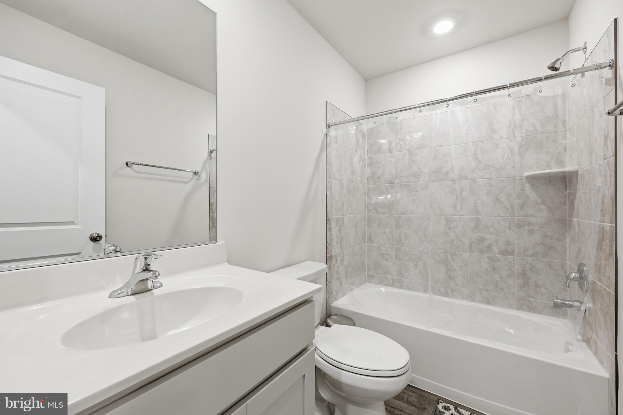 SHENANDOAH SPRINGS - Residential Lease