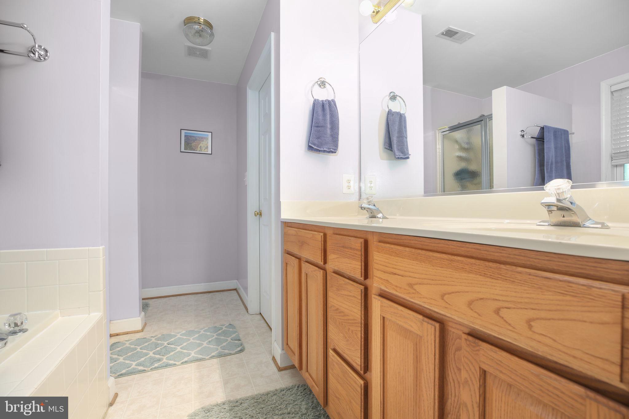 RED ROSE VILLAGE - Residential