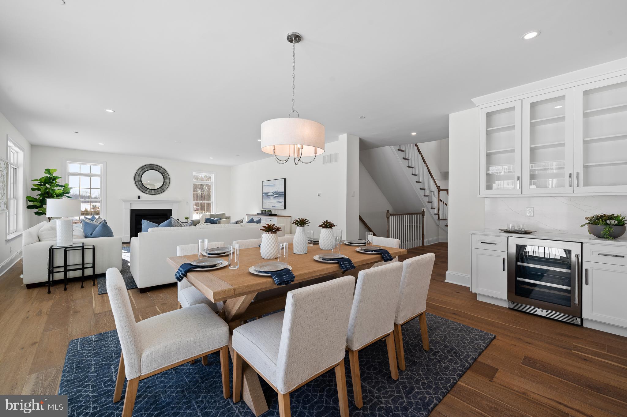 VILLAGE OF FOUR SEASONS - Residential