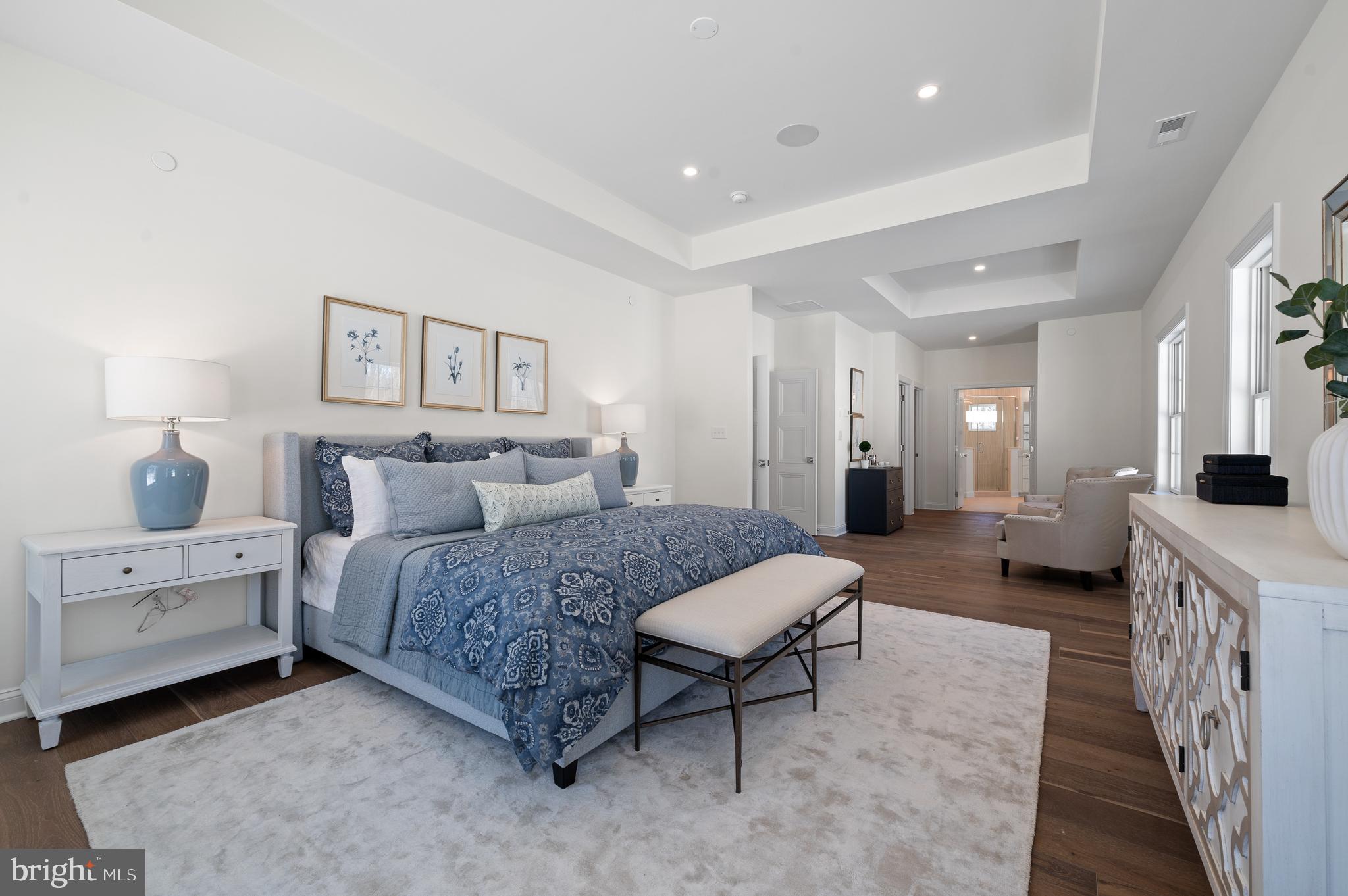 VILLAGE OF FOUR SEASONS - Residential