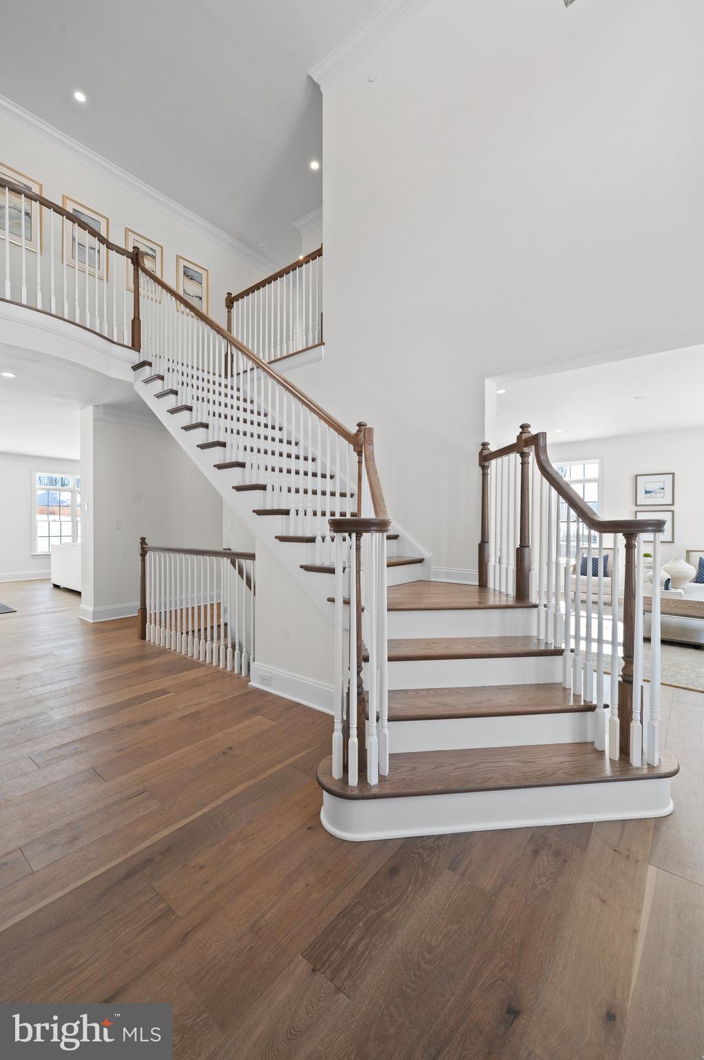 VILLAGE OF FOUR SEASONS - Residential