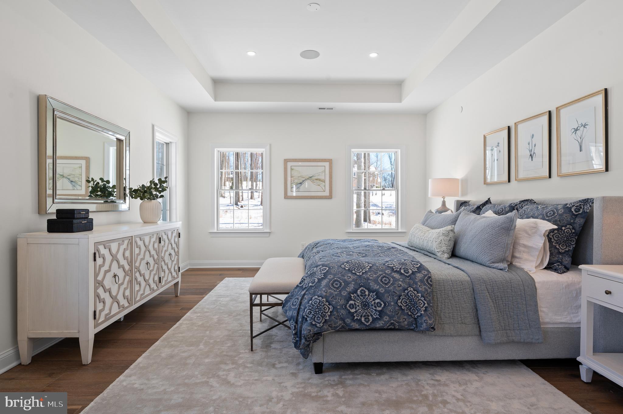 VILLAGE OF FOUR SEASONS - Residential