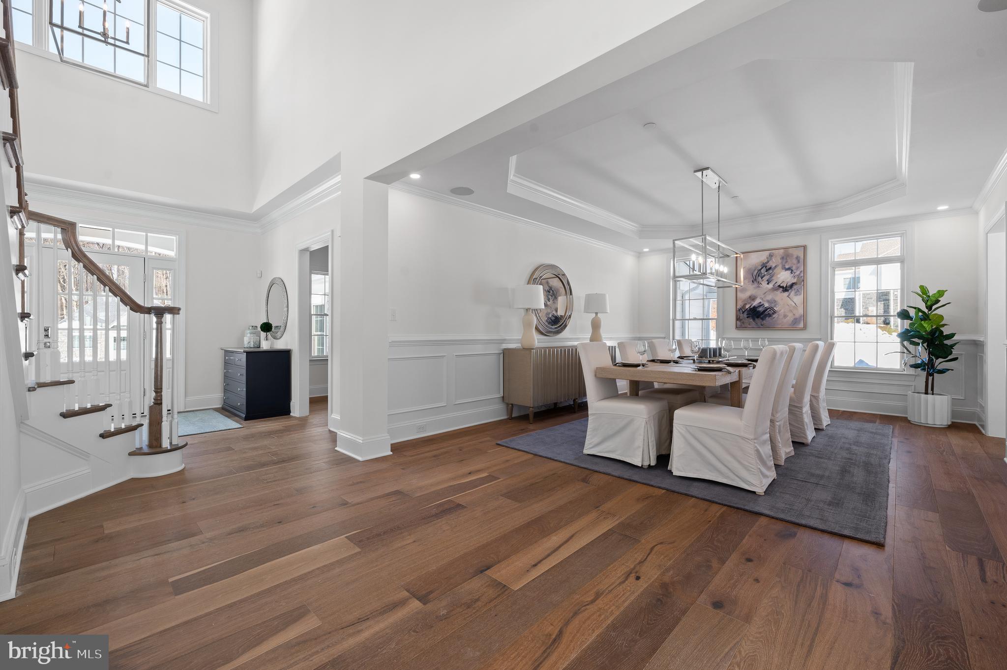 VILLAGE OF FOUR SEASONS - Residential