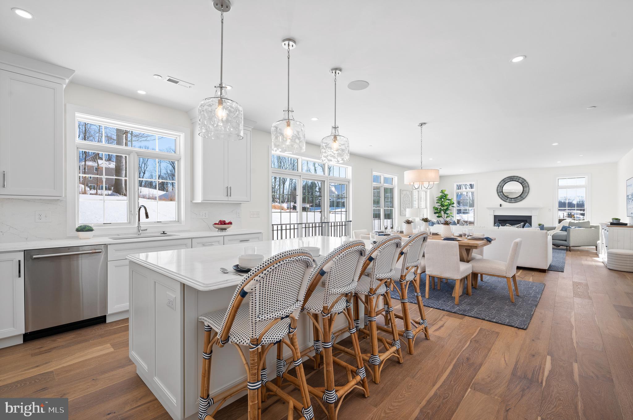 VILLAGE OF FOUR SEASONS - Residential