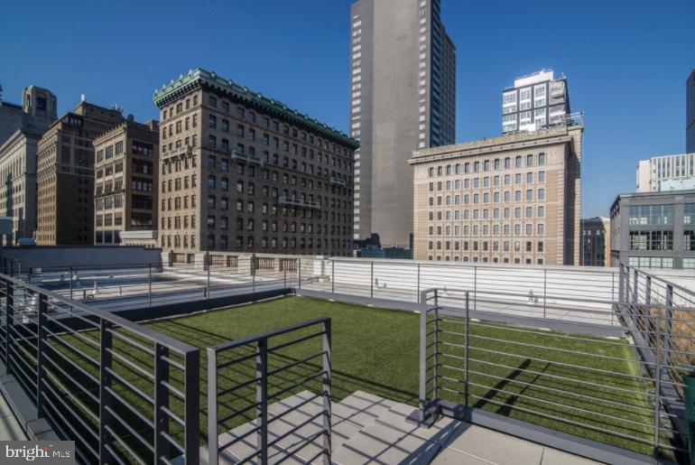 WASHINGTON SQ - Residential Lease