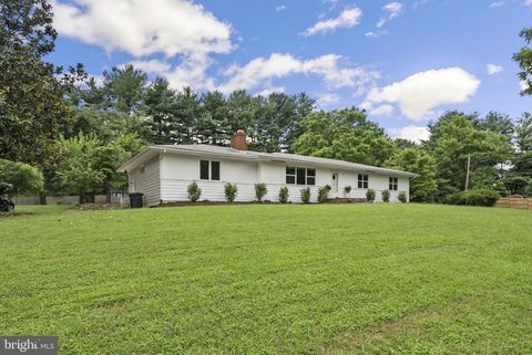 6906 DEER VALLEY ROAD HIGHLAND MD 20777