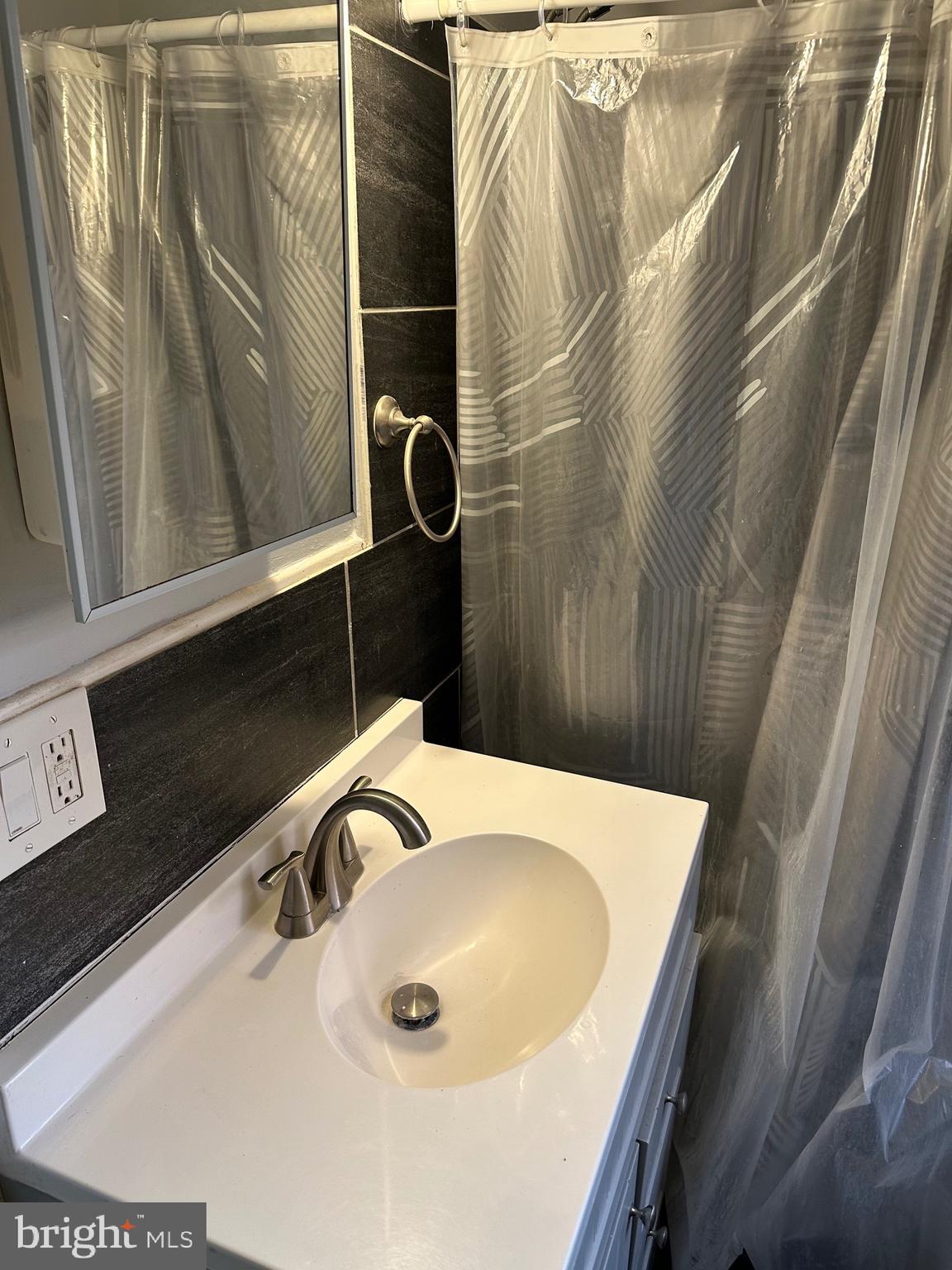 GERMANTOWN - Residential