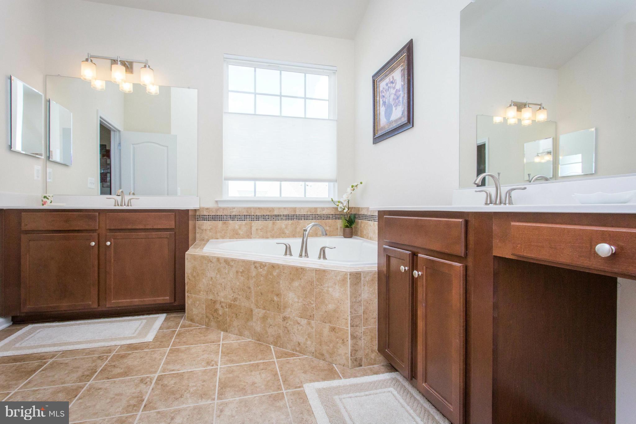 COLONIAL FORGE - Residential Lease