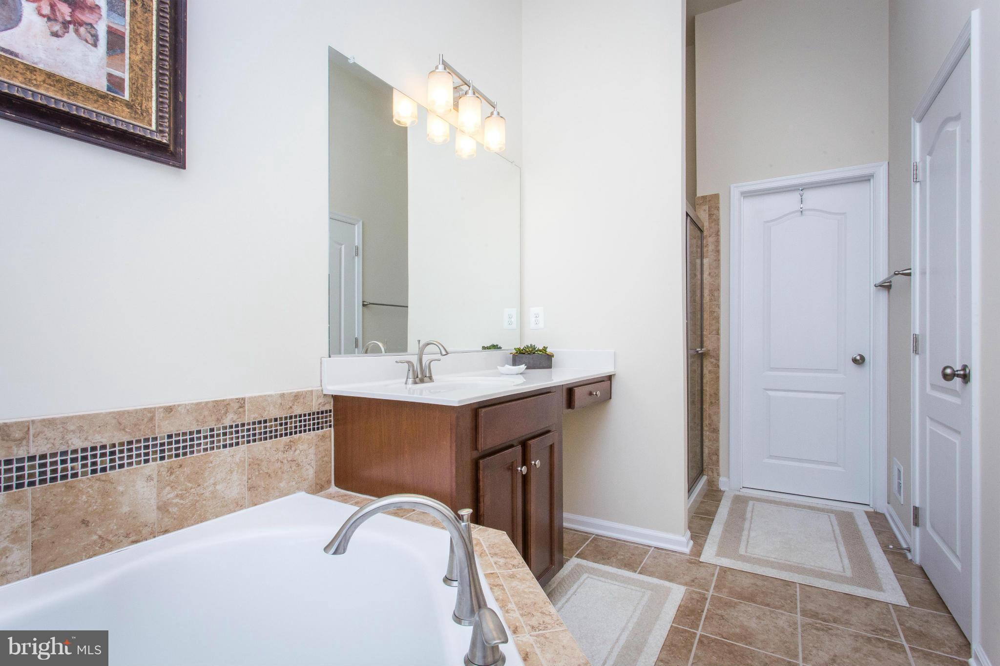 COLONIAL FORGE - Residential Lease