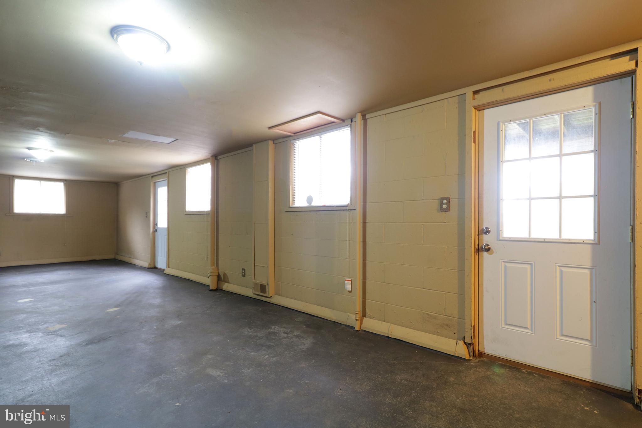 PARK FOREST VILLAGE - Residential