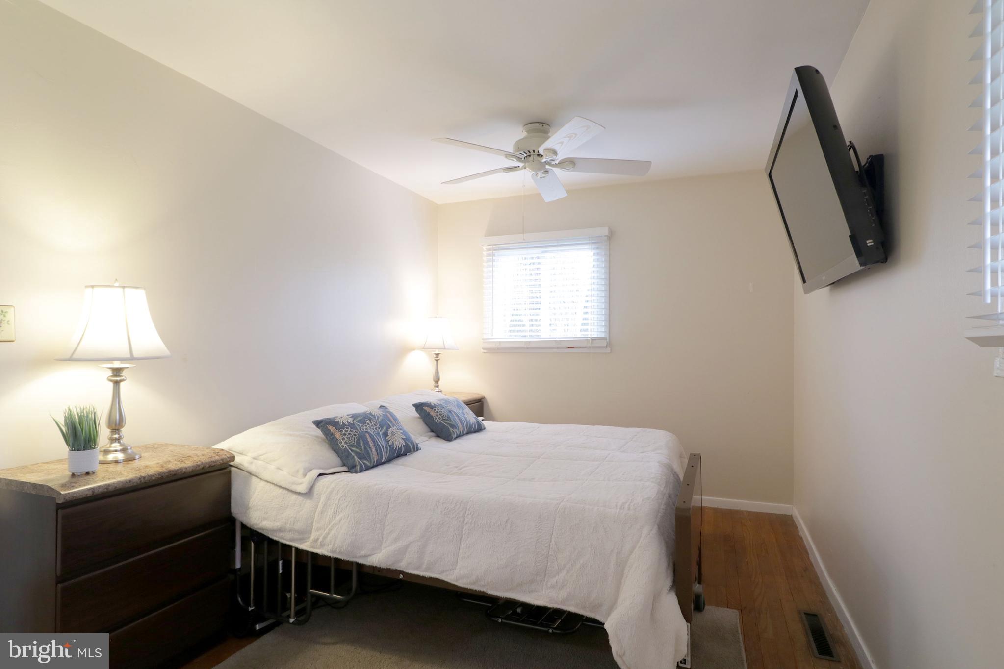 PARK FOREST VILLAGE - Residential