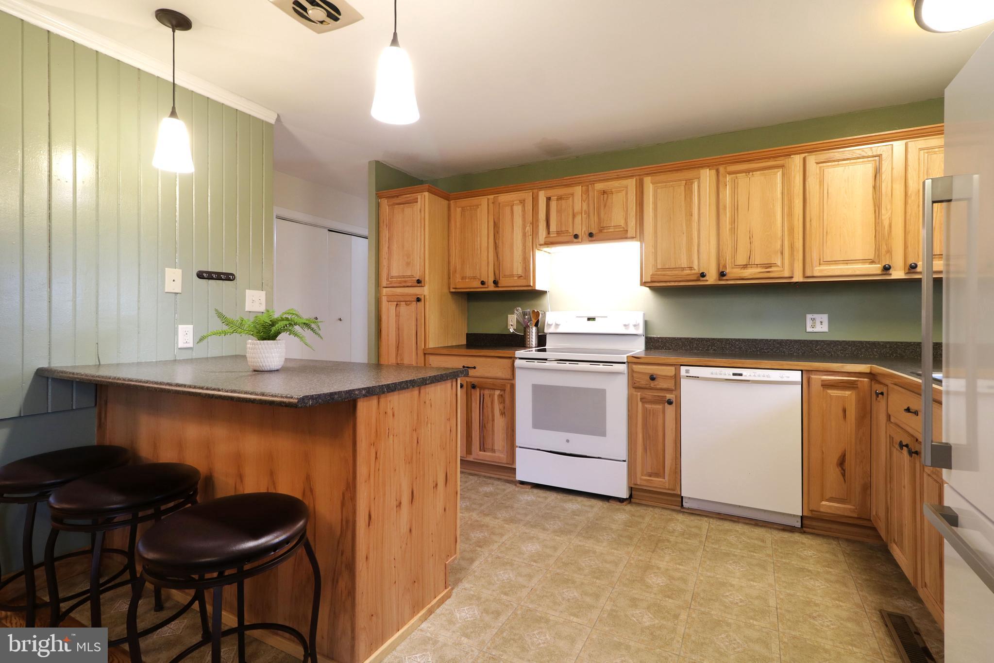 PARK FOREST VILLAGE - Residential