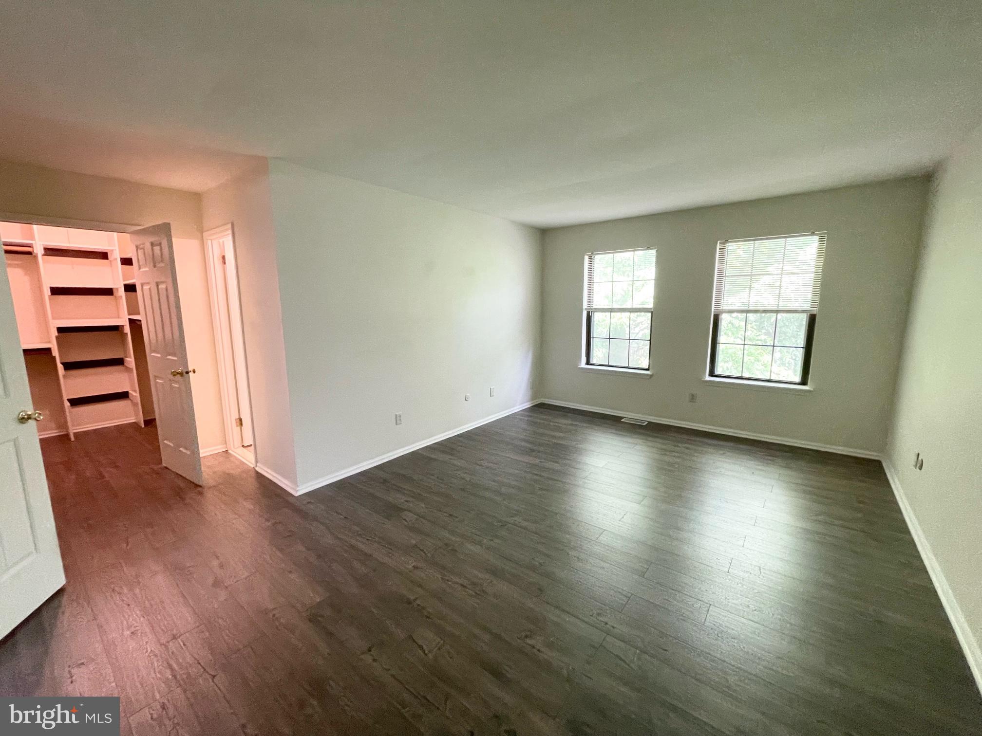 WEATHERSTONE - Residential Lease