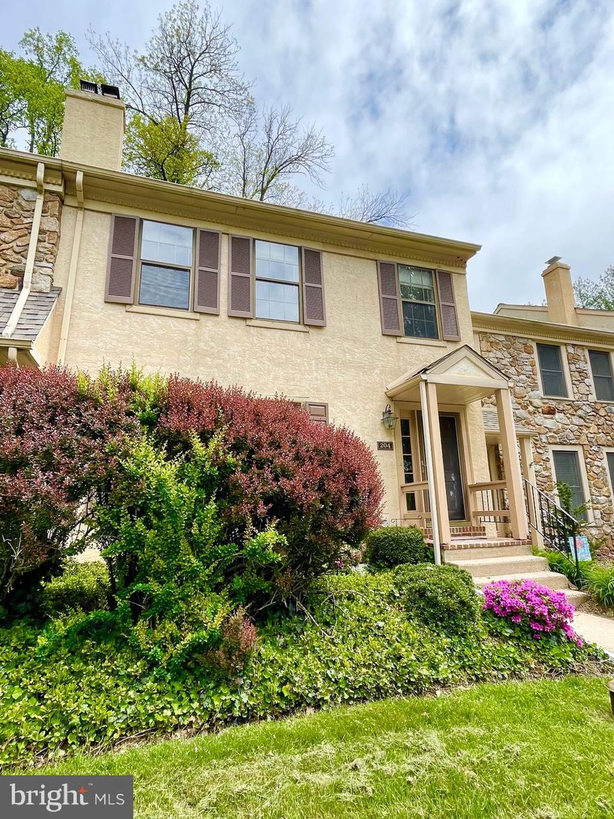 OPEN HOUSE ON SUNDAY, APRIL 13, 2025 FROM 12:00 PM - 2:00 PM. APPLICATIONS WILL BE AT THE OPEN HOUSE TO COMPLETE.

Welcome to this beautiful three bedroom two and a half bath townhouse in the desirable Great Valley School District and the popular Weatherstone Community. The inviting foyer leads into the sunny living room with bookcases. The spacious family room opens to the dining area with sliding glass doors to the fenced in back yard with a patio. Second floor features the master bedroom with an en-suite bathroom and a walk in closet. Two extra bedrooms, a spacious hall bath, and a laundry room with washer and dryer complete the second floor. Third floor walk-up attic provides ample storage space. 

Great location in the community, just around the corner from the pool (included in the association fee paid for by the owner). This Main Line townhome is only minutes from the Paoli R-5 train station, shopping, employment centers including the Great Valley and Chesterbrook Corporate Centers, King of Prussia, Wegmans, Valley Forge Park. Located in the award winning Great Valley school district.

Tenant responsible for all utilities.  $3,200 due at lease signing.  First and last month rent due on move in day.

OPEN HOUSE ON SUNDAY, APRIL 13, 2025 FROM 12:00 PM - 2:00 PM.  APPLICATIONS WILL BE AT THE OPEN HOUSE TO COMPLETE.