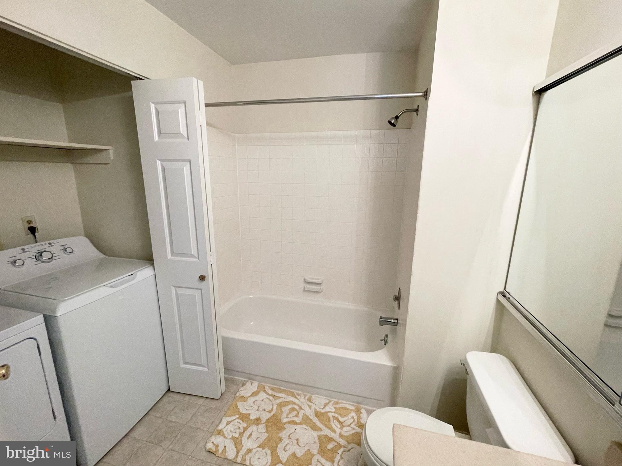 WEATHERSTONE - Residential Lease