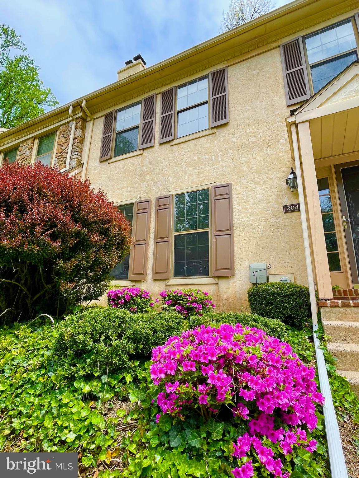 WEATHERSTONE - Residential Lease