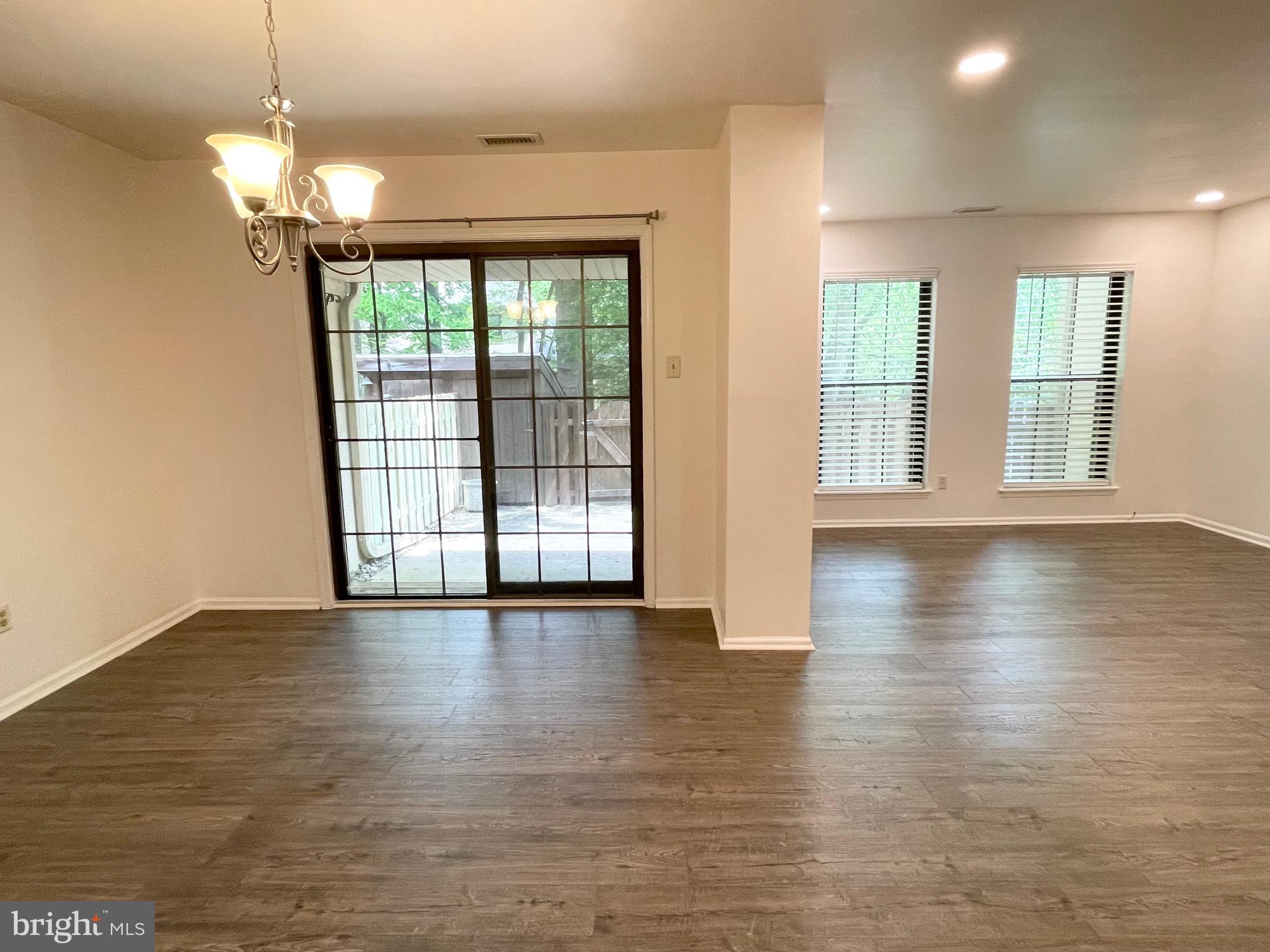 WEATHERSTONE - Residential Lease