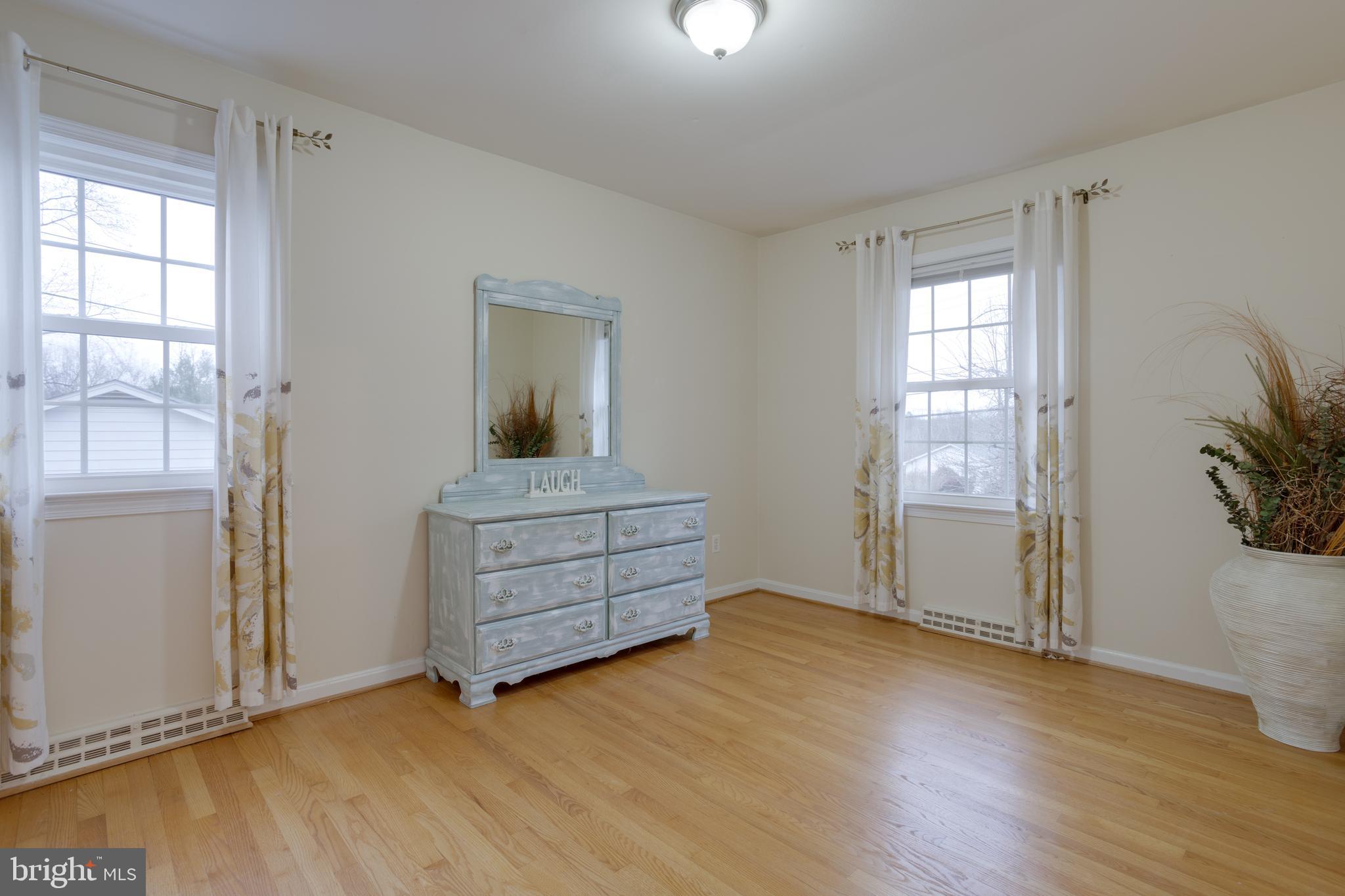 CAMELOT - Residential