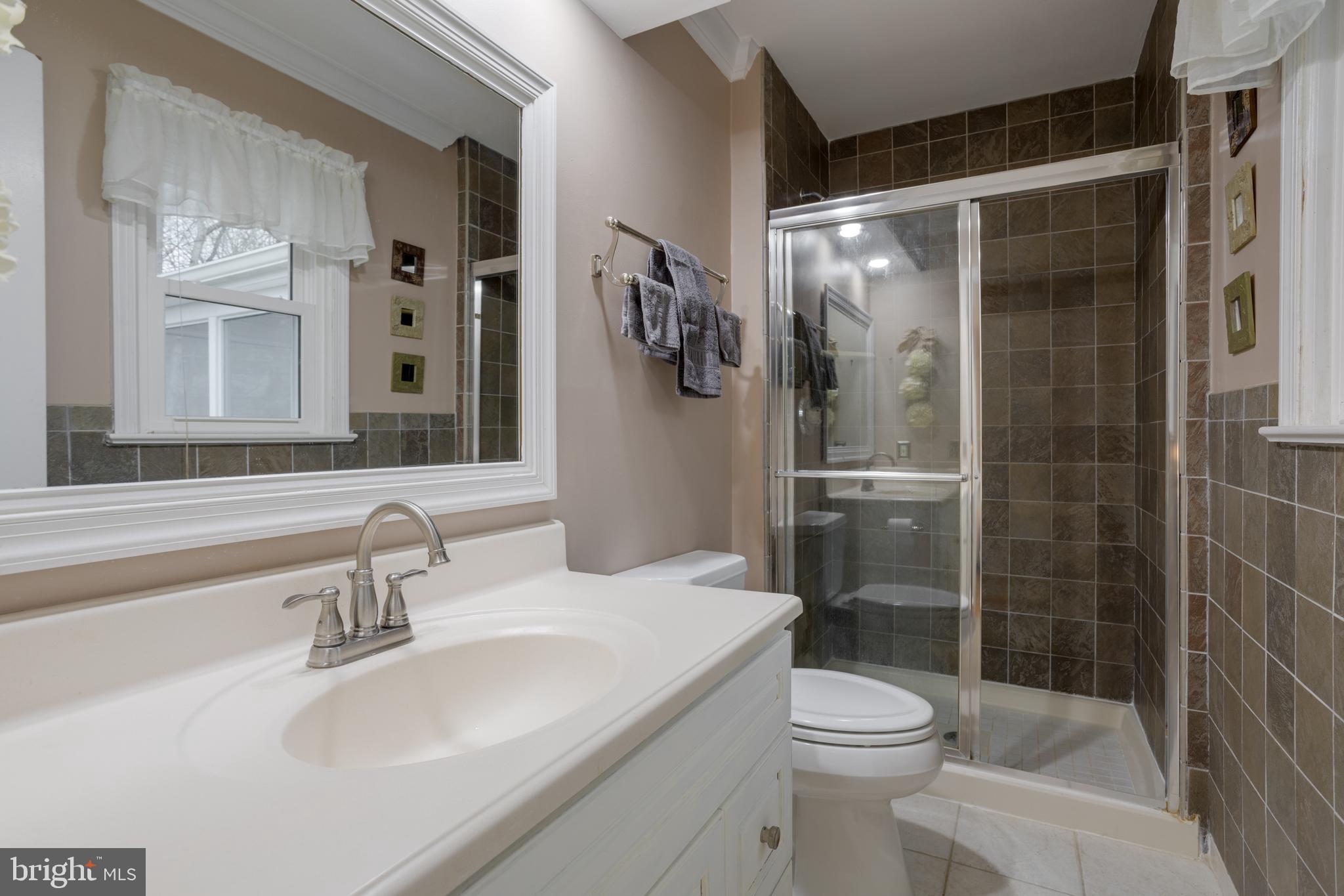 CAMELOT - Residential