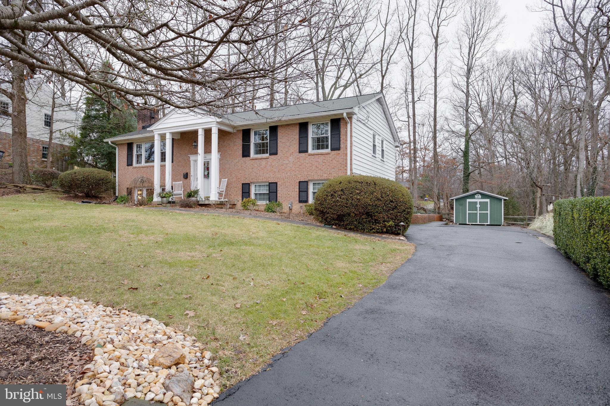 CAMELOT - Residential