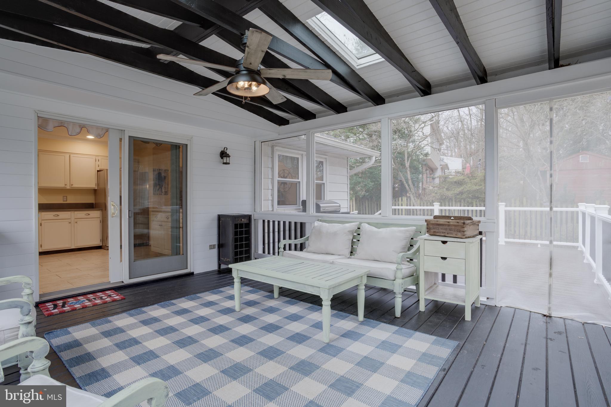 CAMELOT - Residential