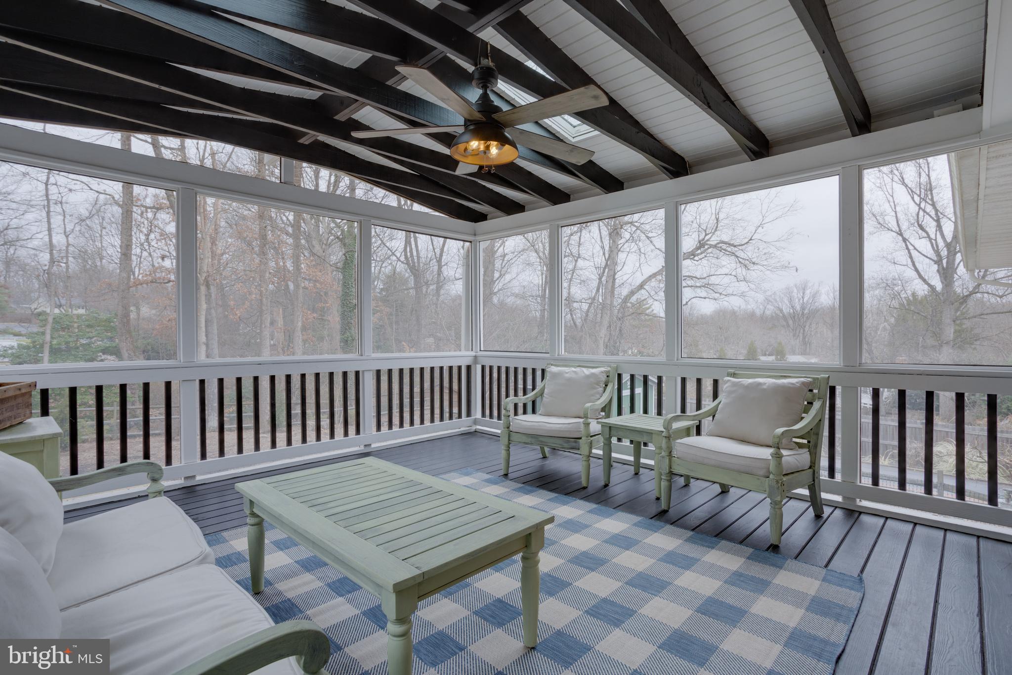 CAMELOT - Residential