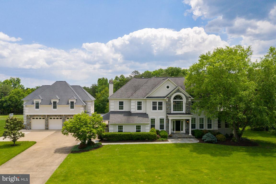 VIRGINIA RUN THE ESTATES - Residential