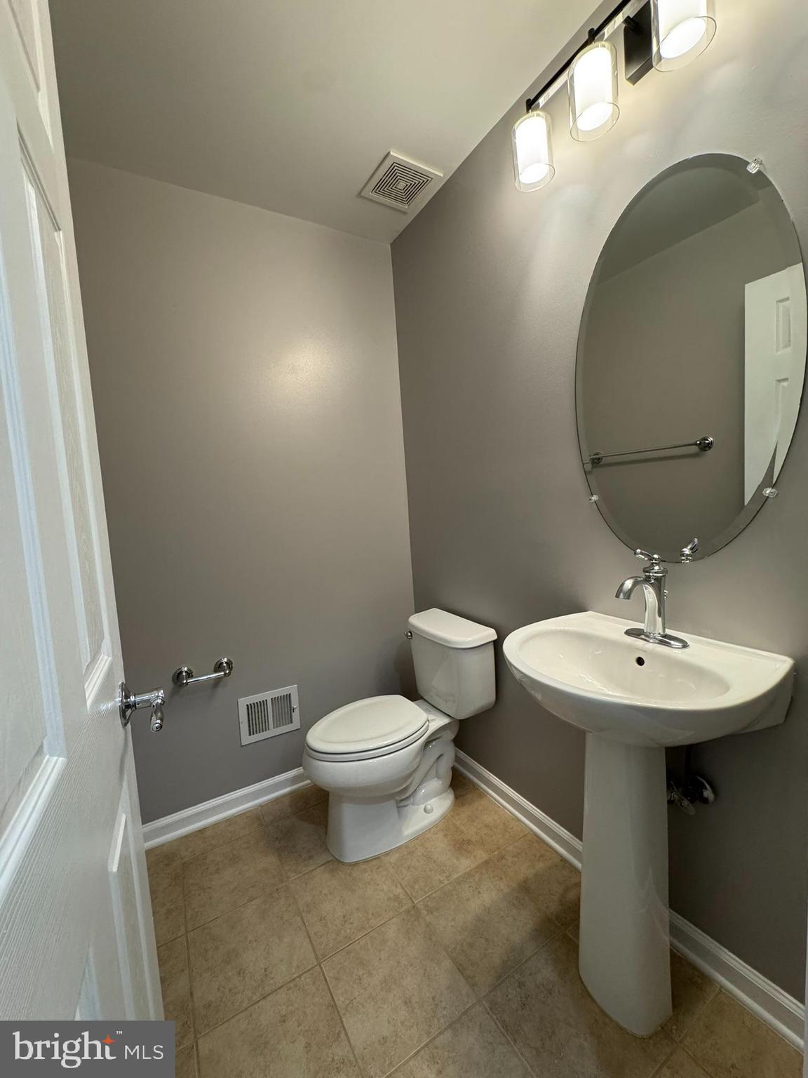 BRAMBLETON - Residential