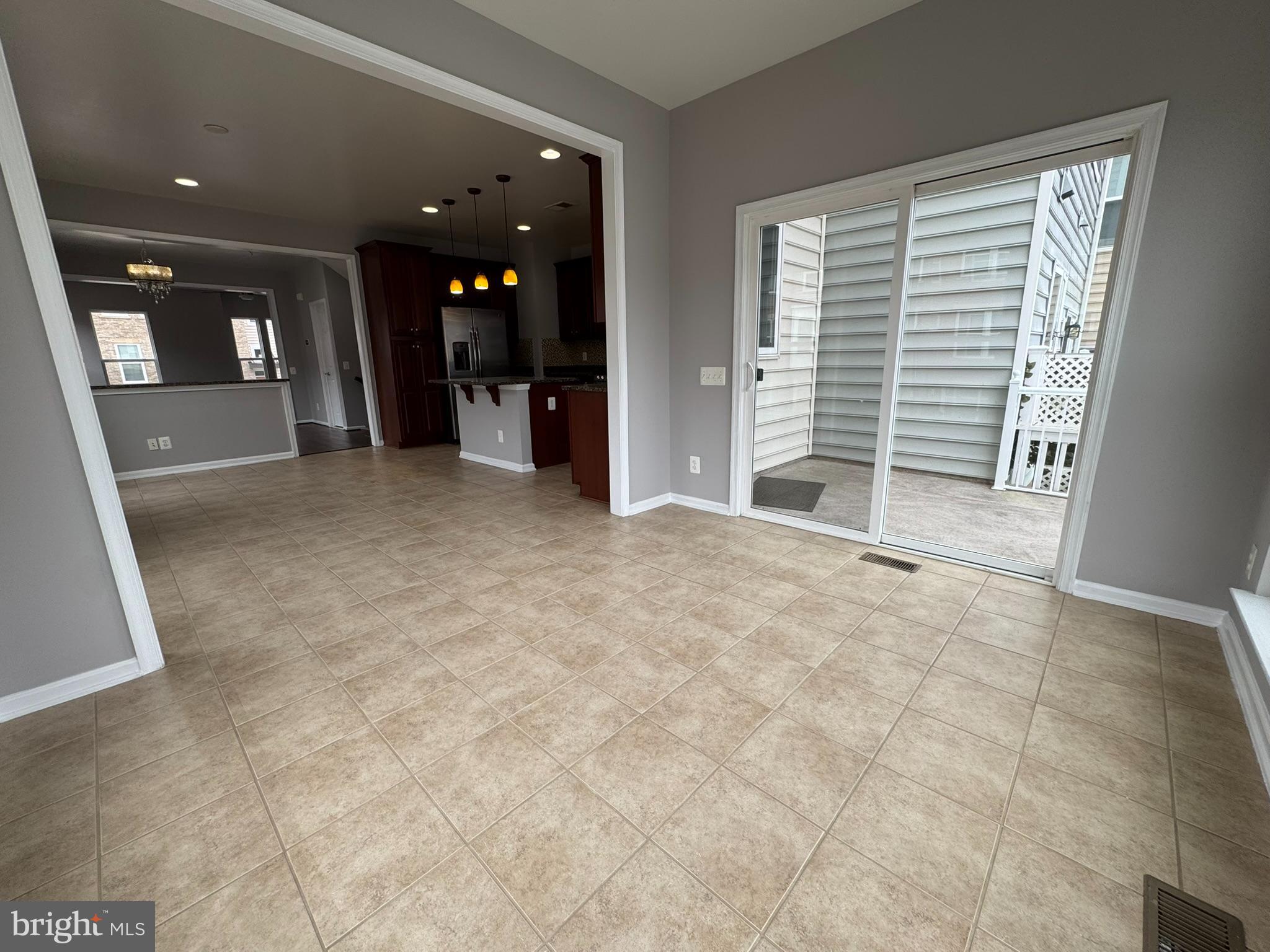 BRAMBLETON - Residential