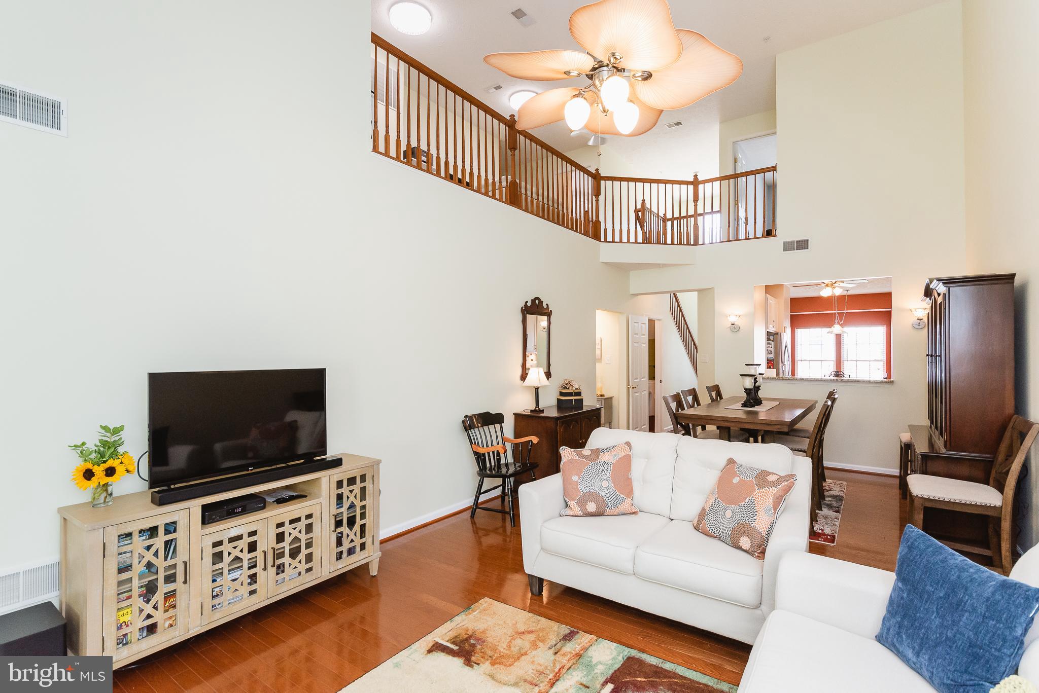 HOLLY WOODS - Residential