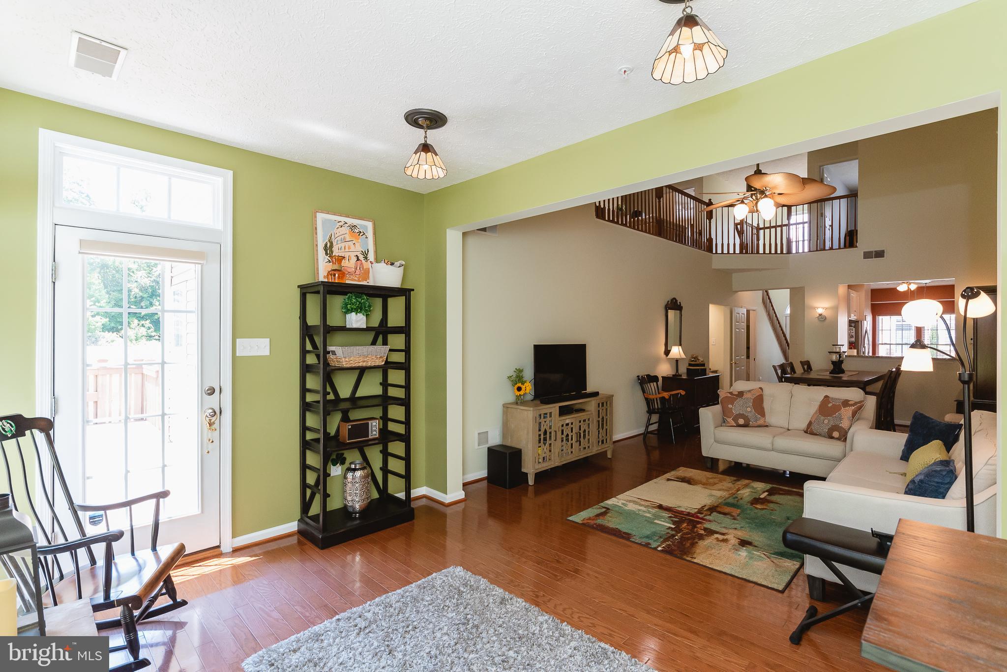 HOLLY WOODS - Residential