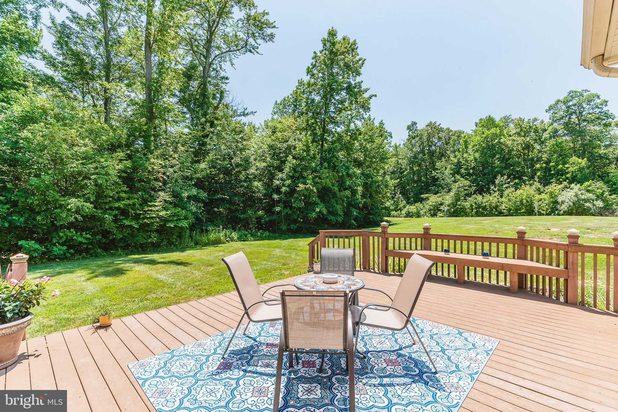 HOLLY WOODS - Residential