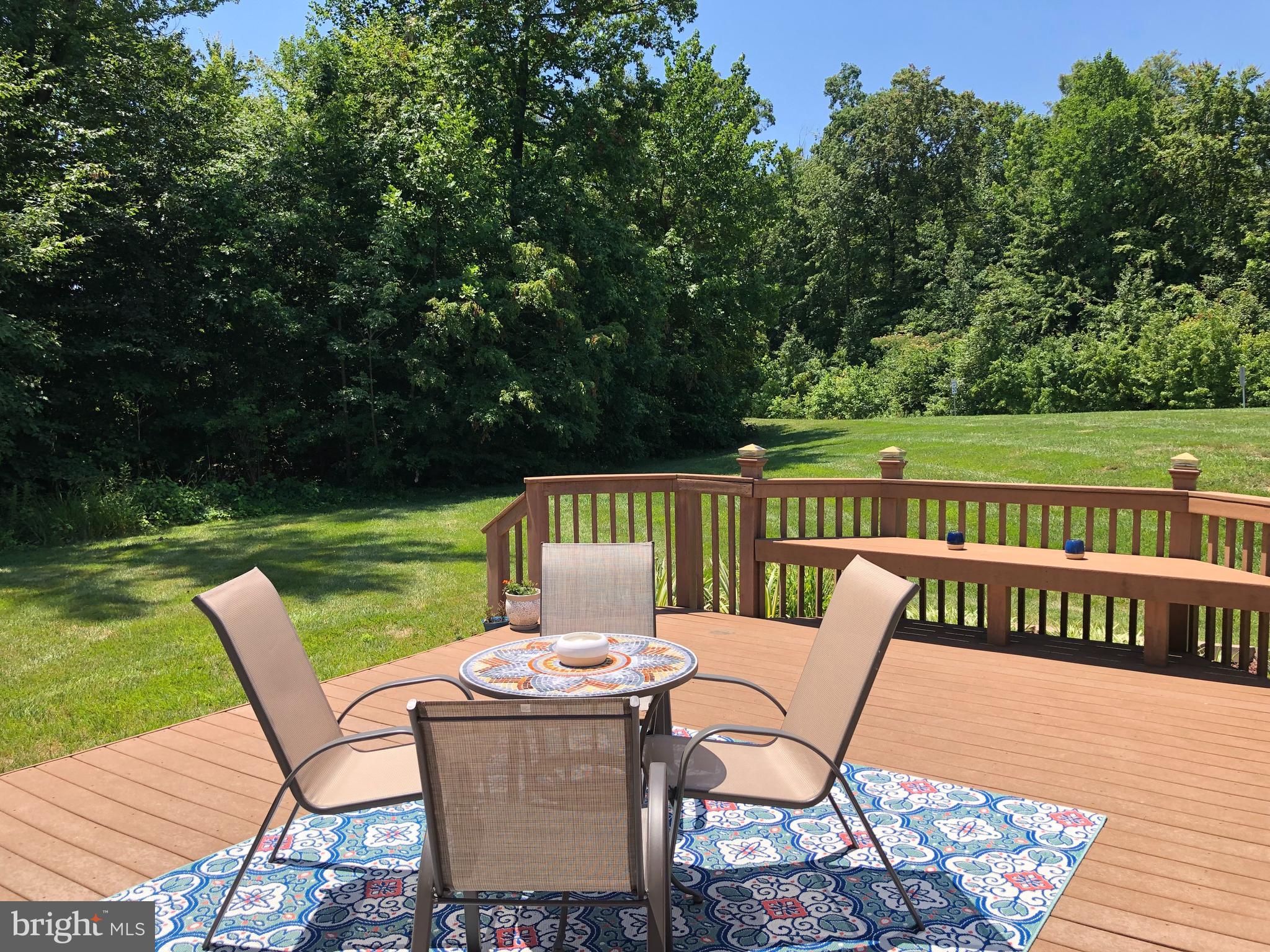 HOLLY WOODS - Residential