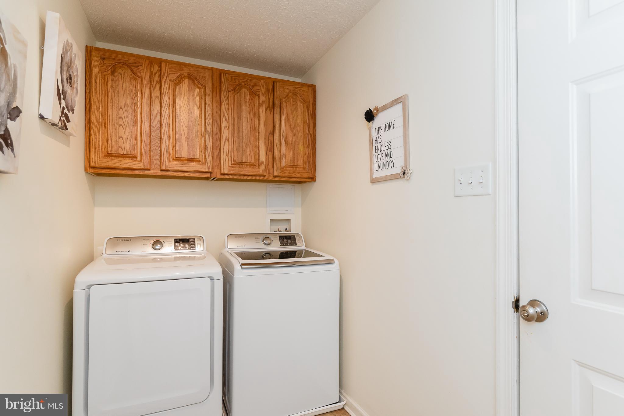 HOLLY WOODS - Residential