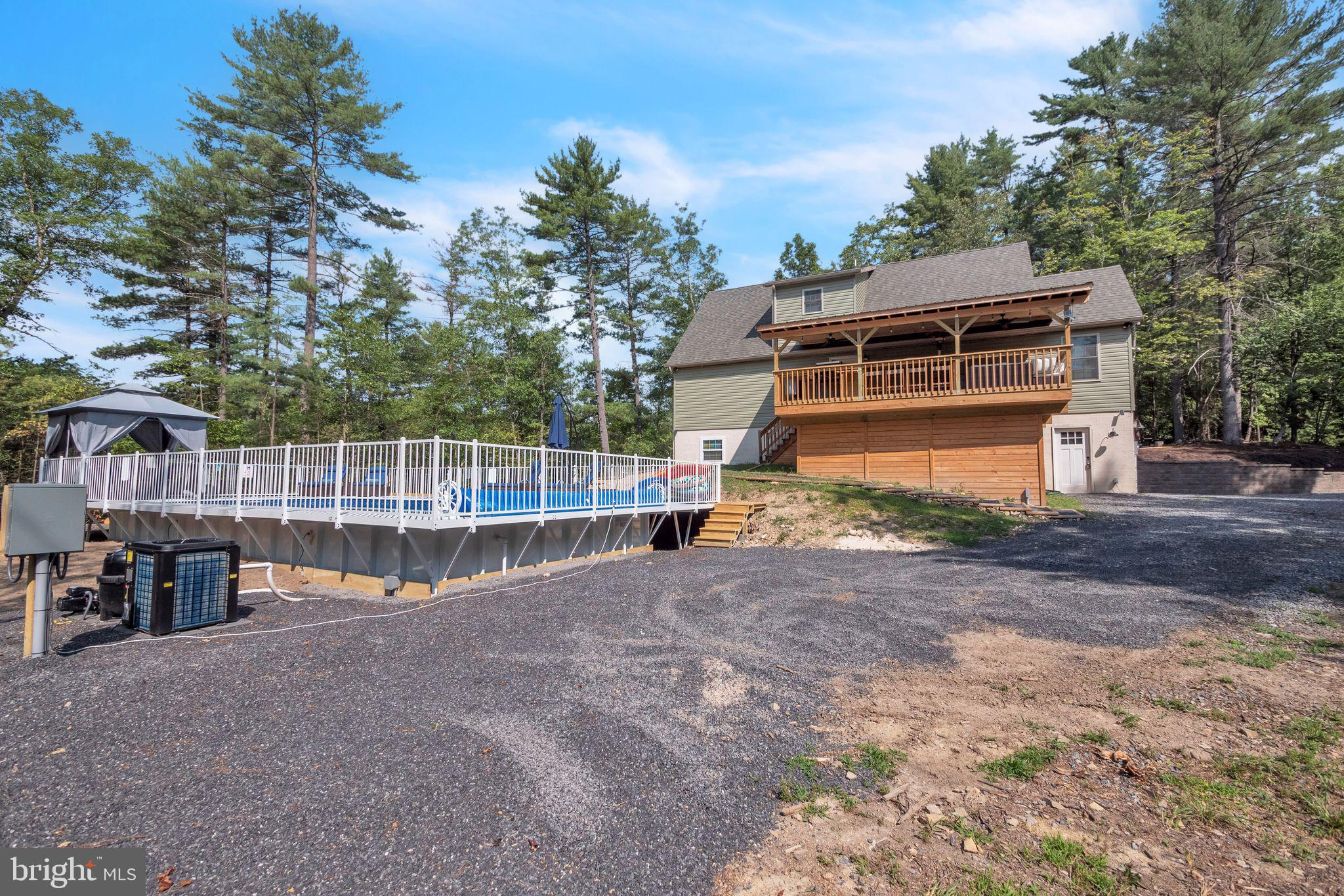 SLATE ROCK CROSSING - Residential