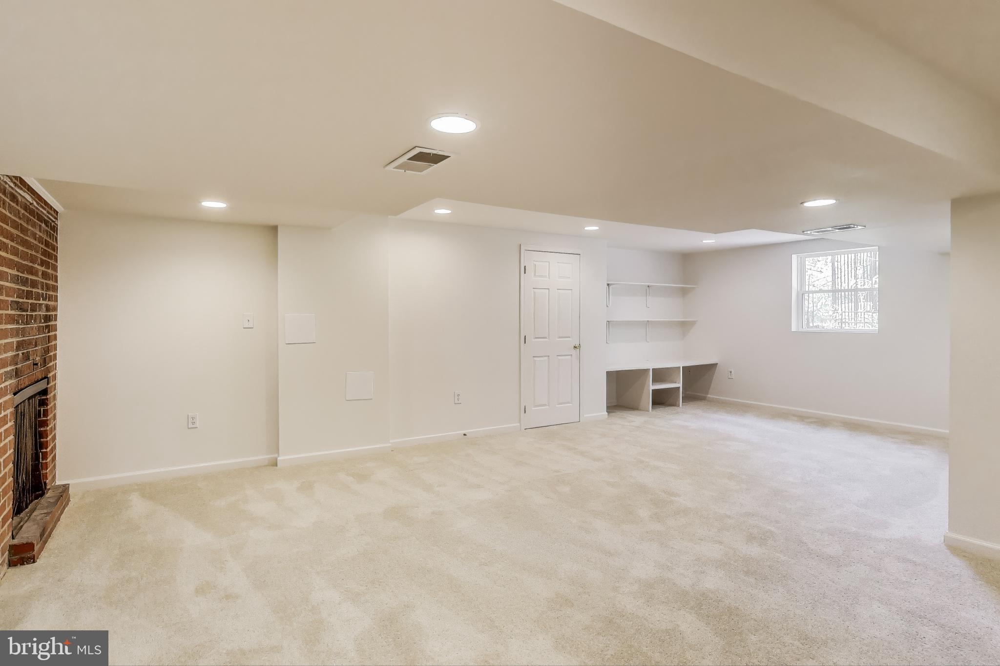 KENSINGTON HEIGHTS - Residential Lease