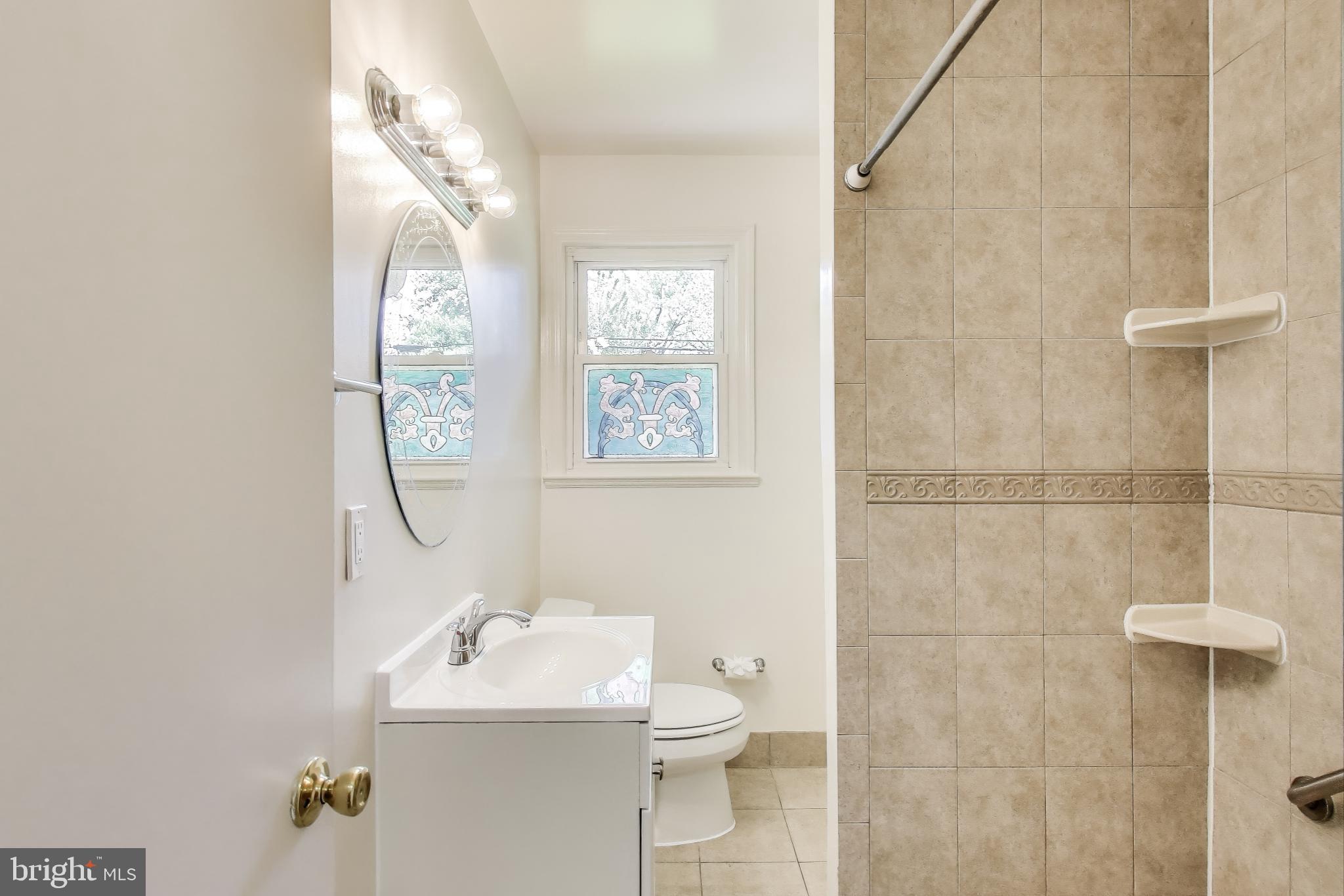 KENSINGTON HEIGHTS - Residential Lease