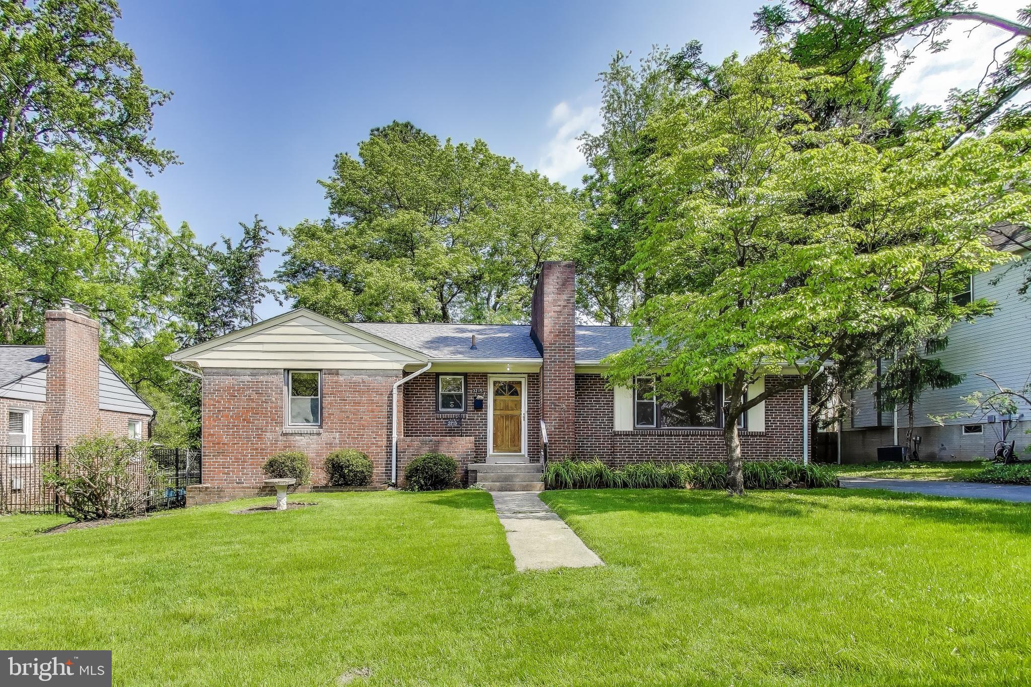 KENSINGTON HEIGHTS - Residential Lease